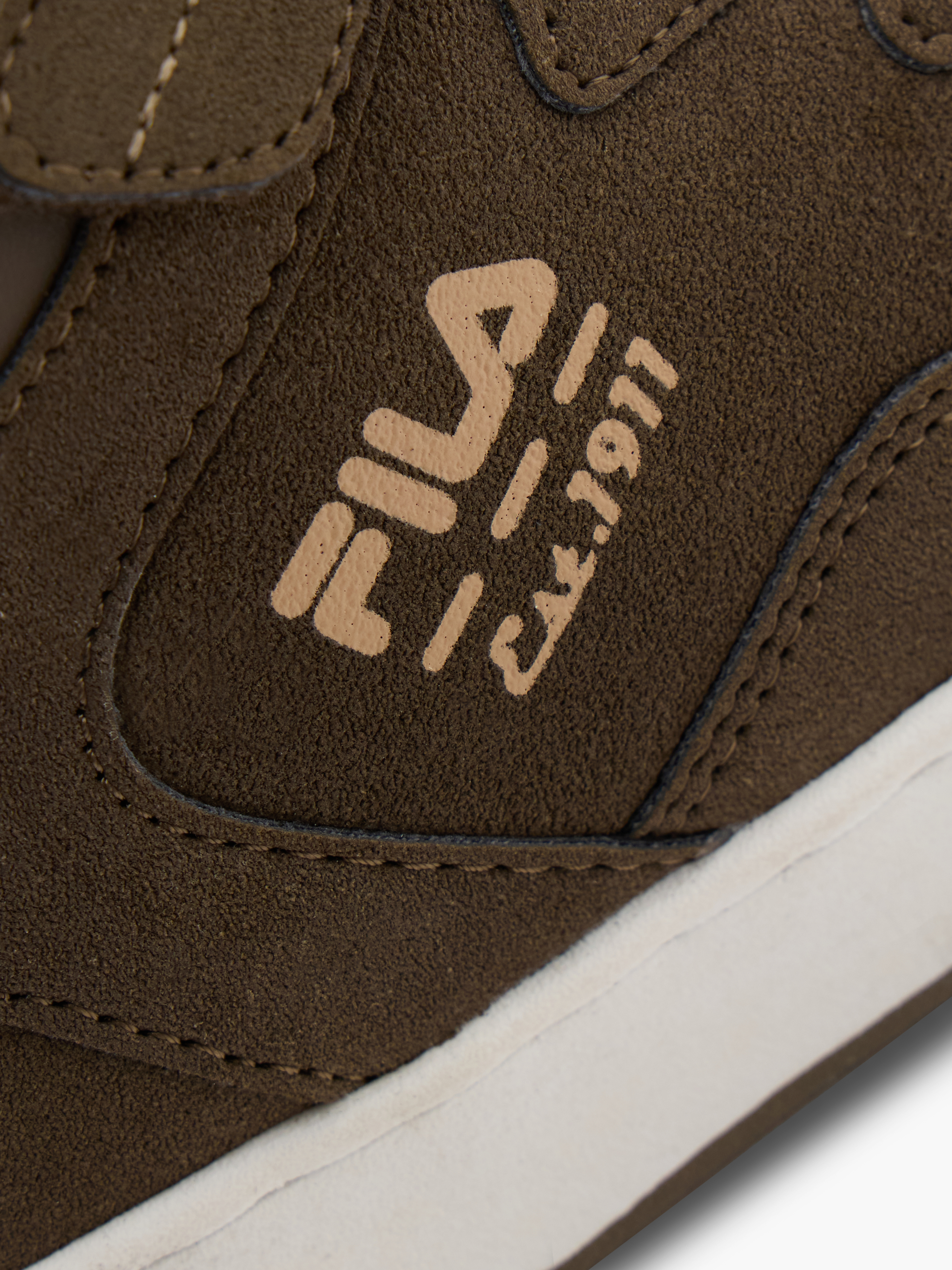 FILA Hoher Sneaker – Braun