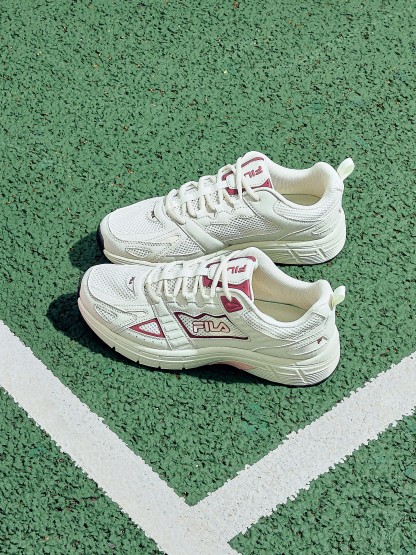 FILA Sneaker – Creme