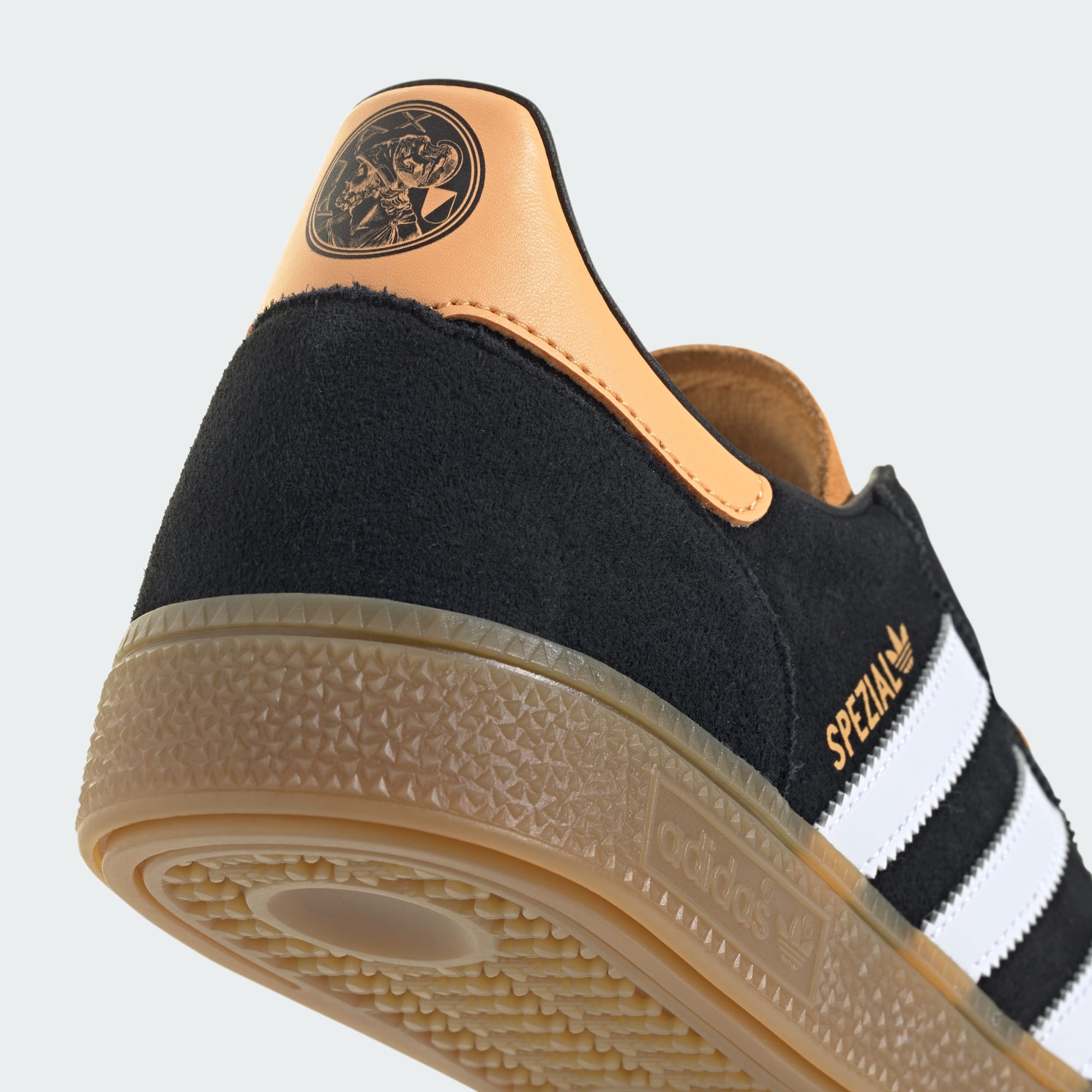 Ajax Amsterdam Handball Spezial Schuh – Core Black / Hazy Orange / Cloud White – KK3033