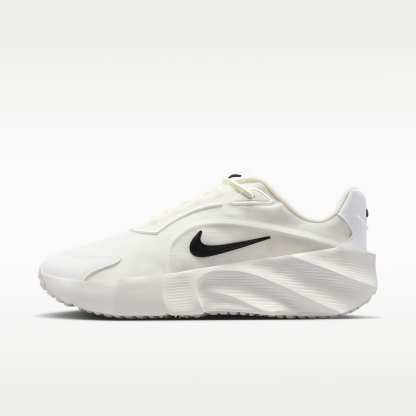 Nike Aura Edge Schuh (Damen) – Summit White/Summit White/Schwarz