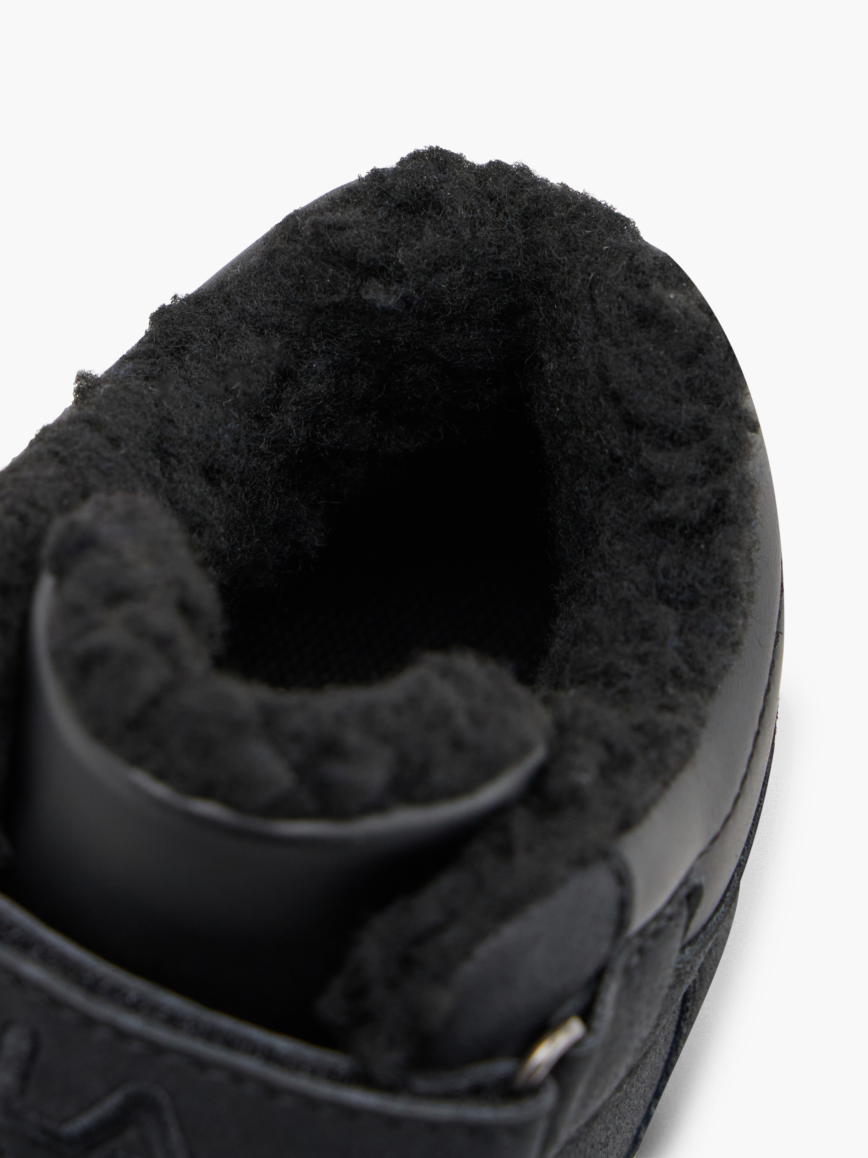 FILA Hoher Sneaker – Schwarz