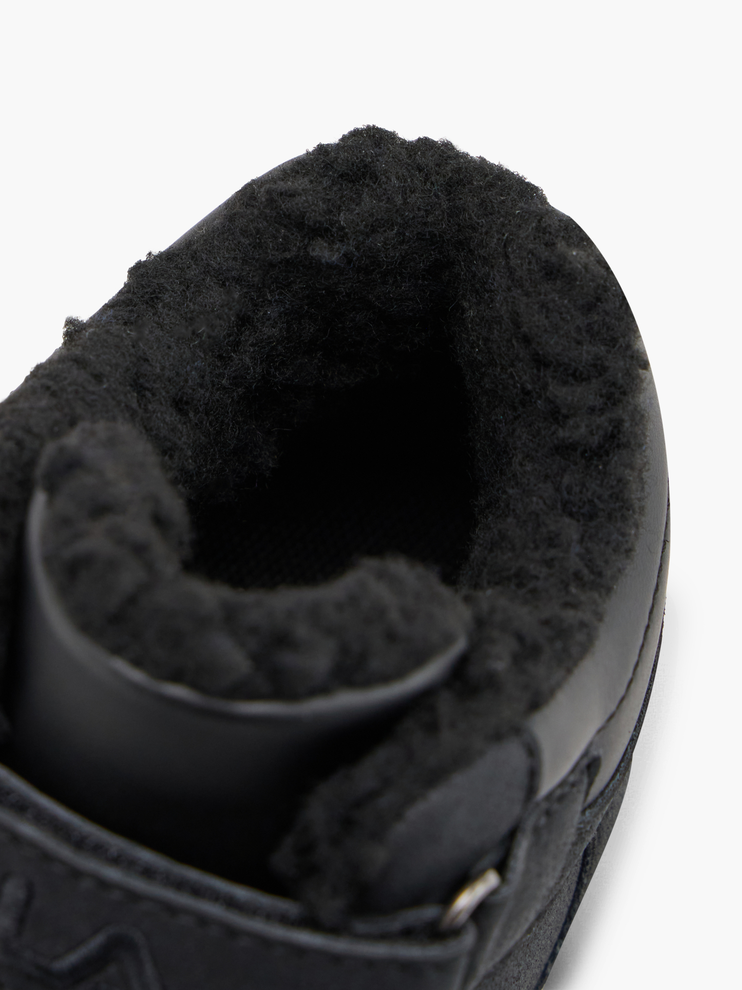 FILA Hoher Sneaker – Schwarz