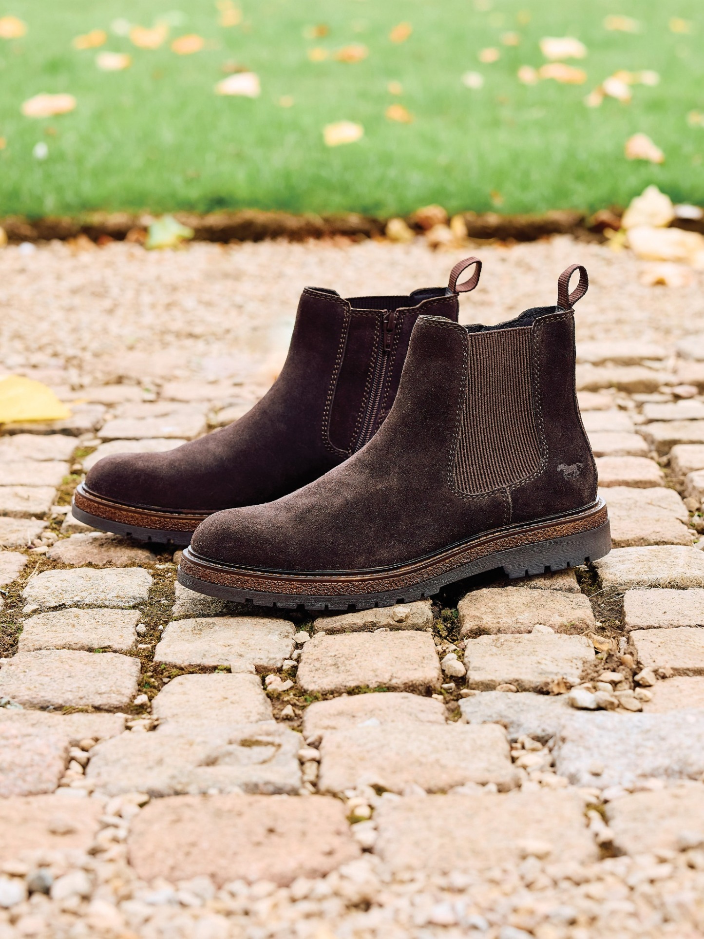 MUSTANG Chelsea Boot – Braun