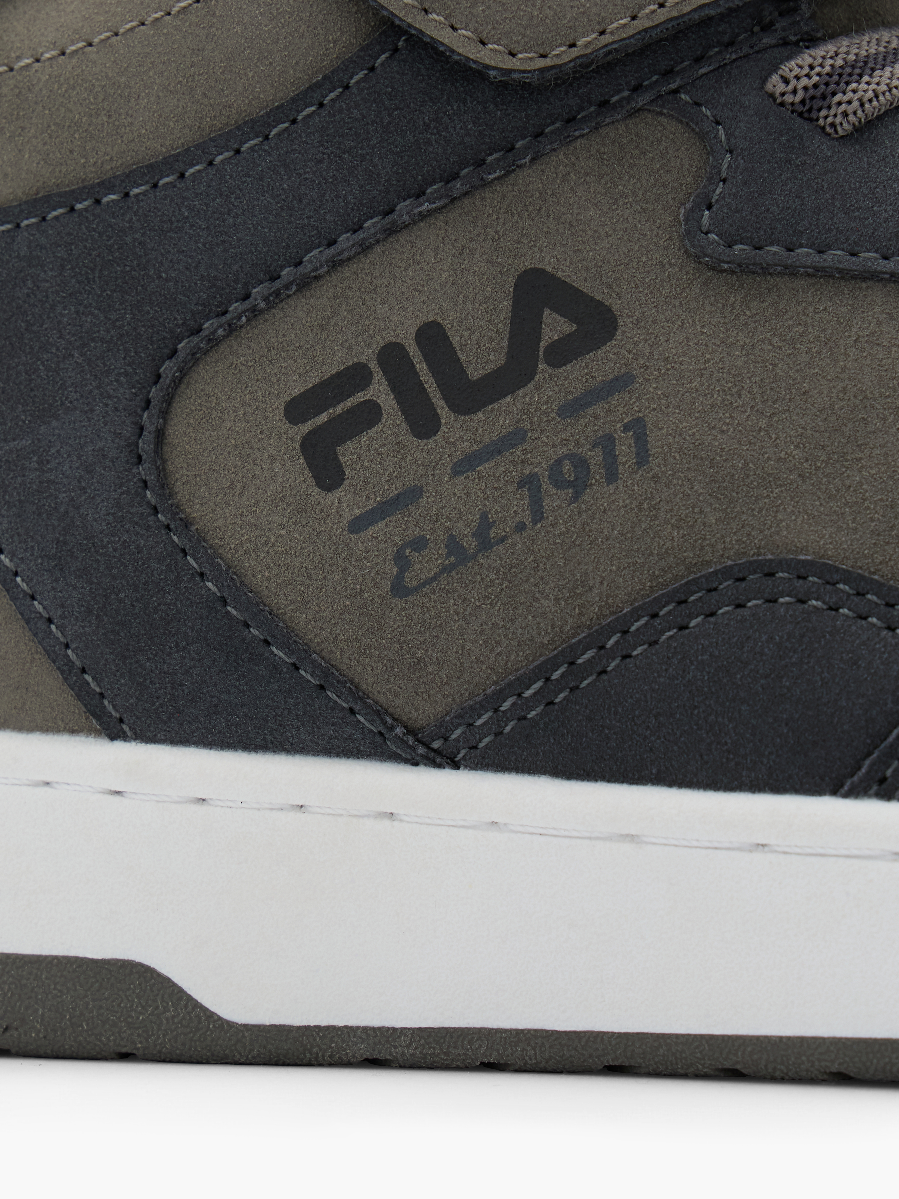 FILA Hoher Sneaker – Grau