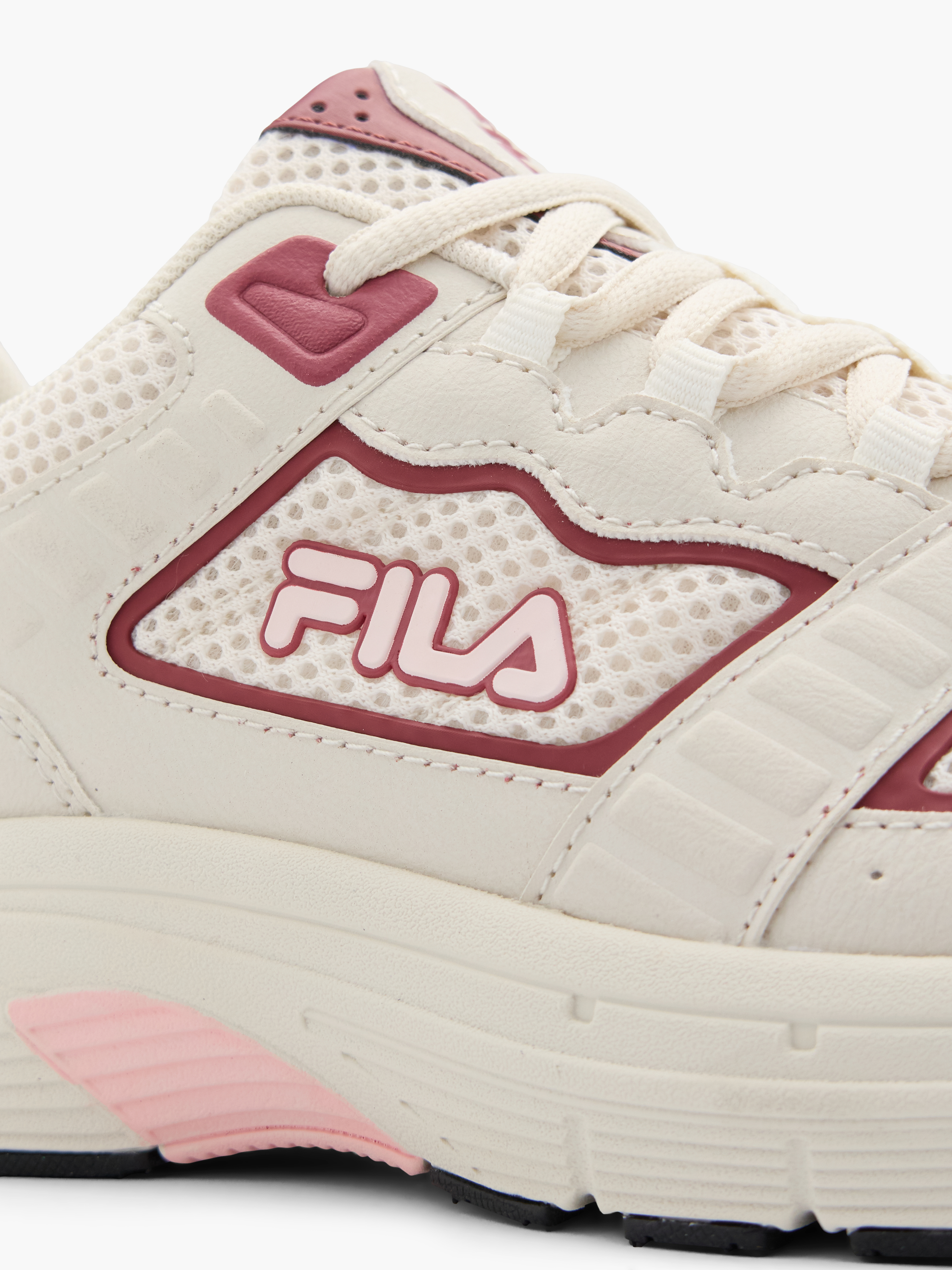FILA Sneaker – Creme
