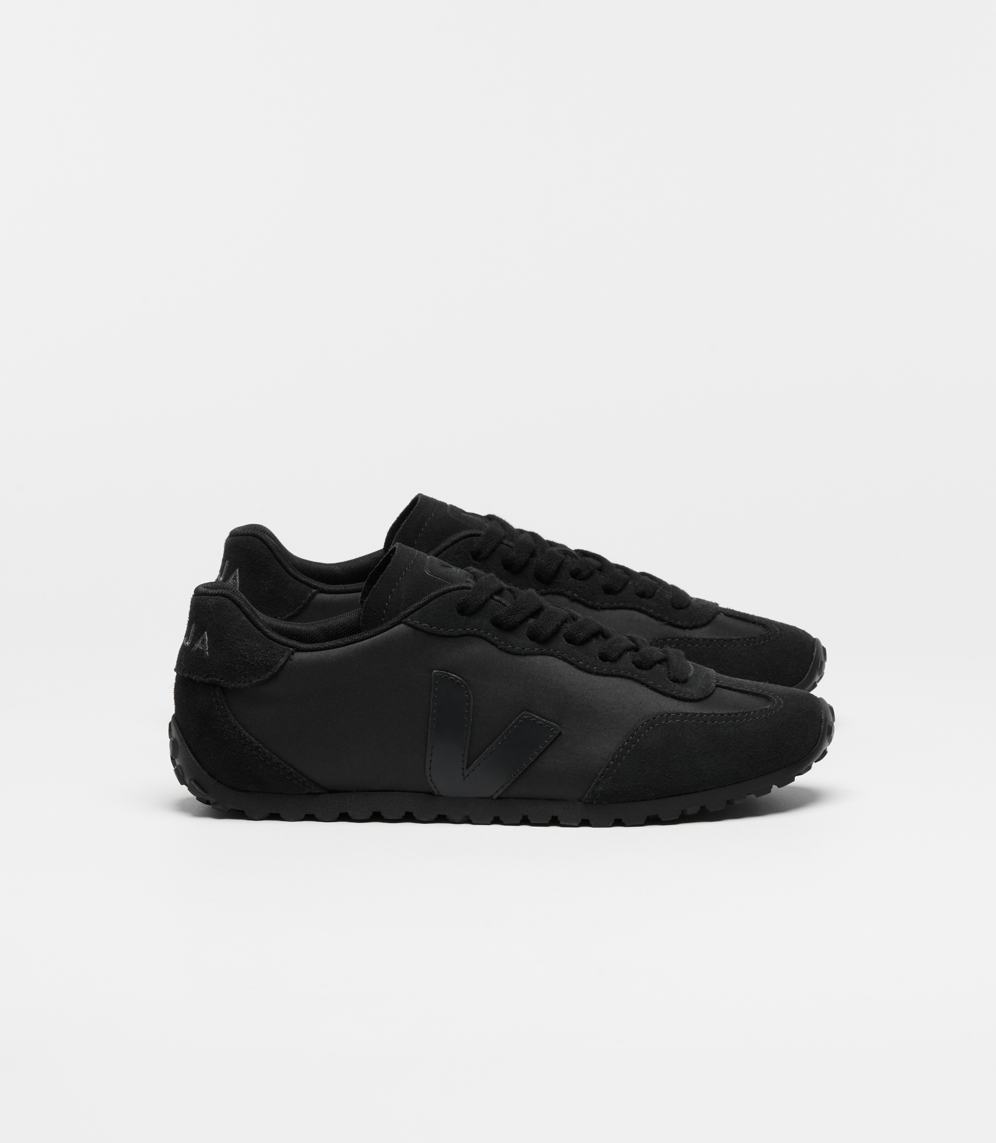 GT NOLYN FULL BLACK