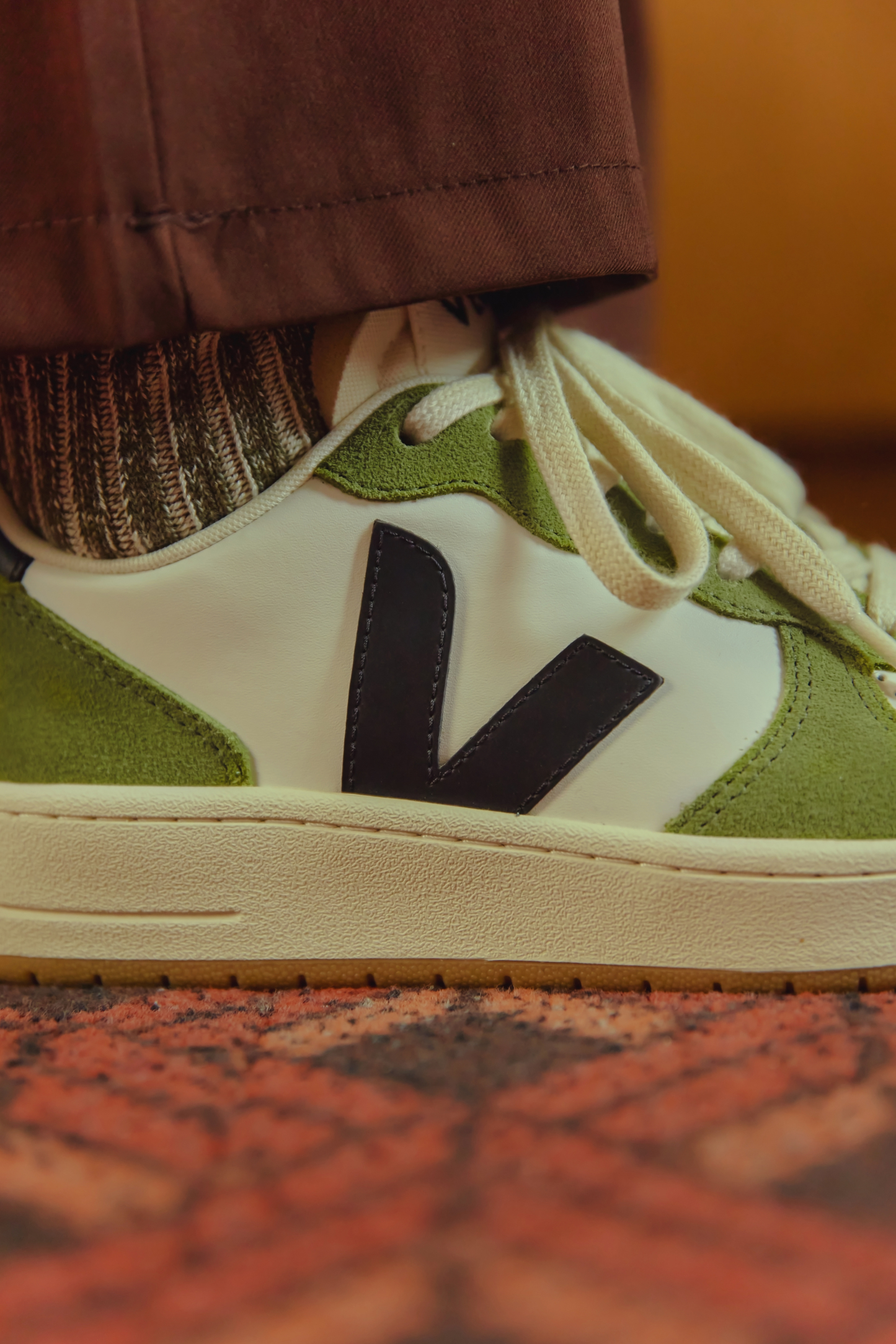 V-10 LEATHER WHITE BLACK KIWI