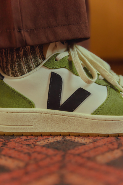 V-10 LEATHER WHITE BLACK KIWI