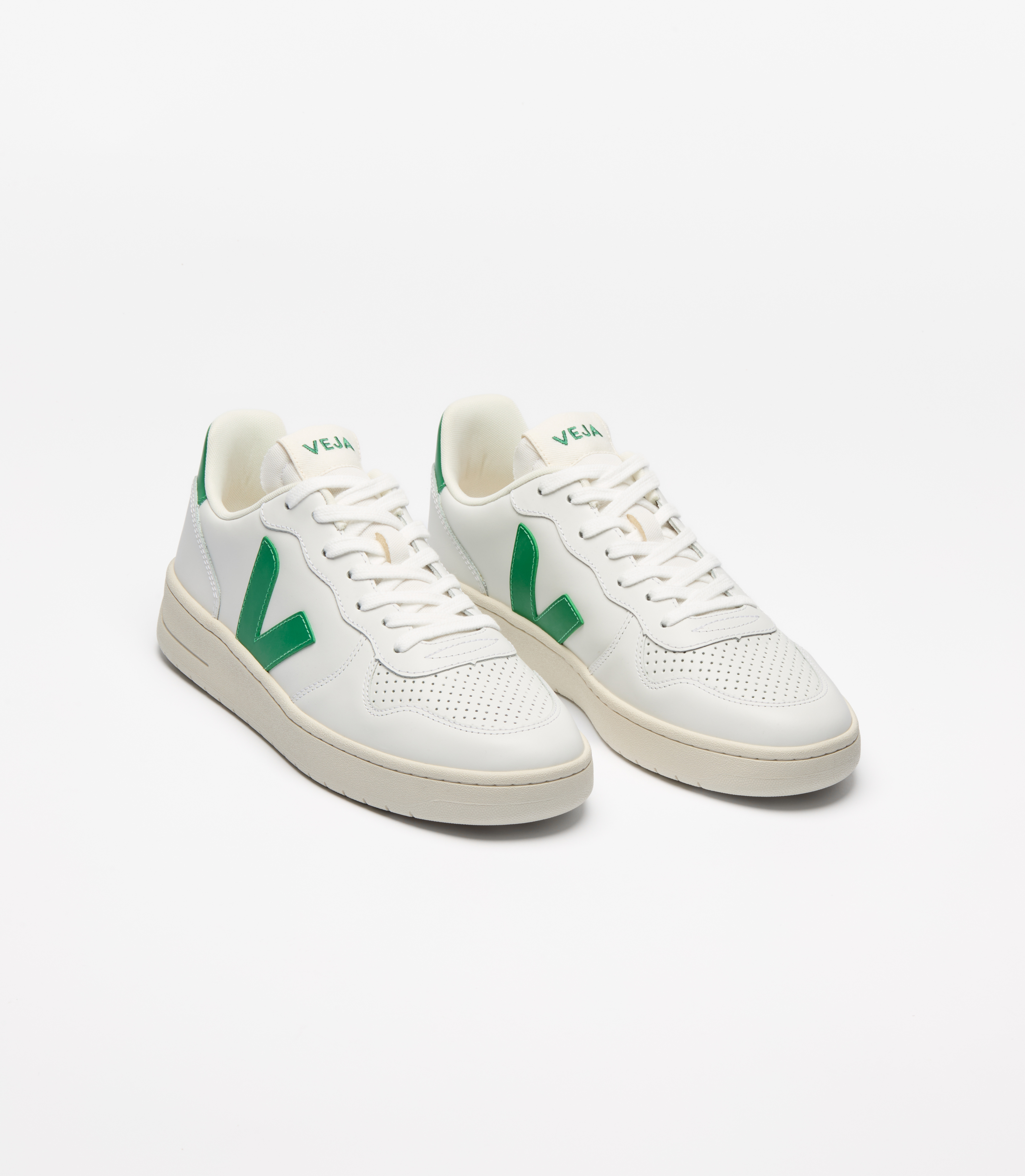V-10 LEATHER WHITE EMERAUDE