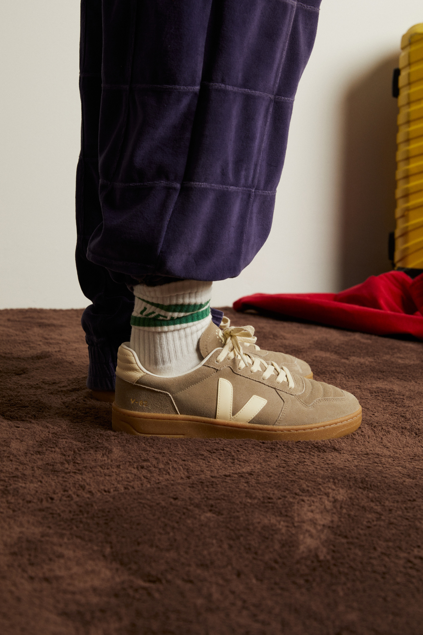 V-82 II SUEDE TAUPE CALCAIRE NATURAL