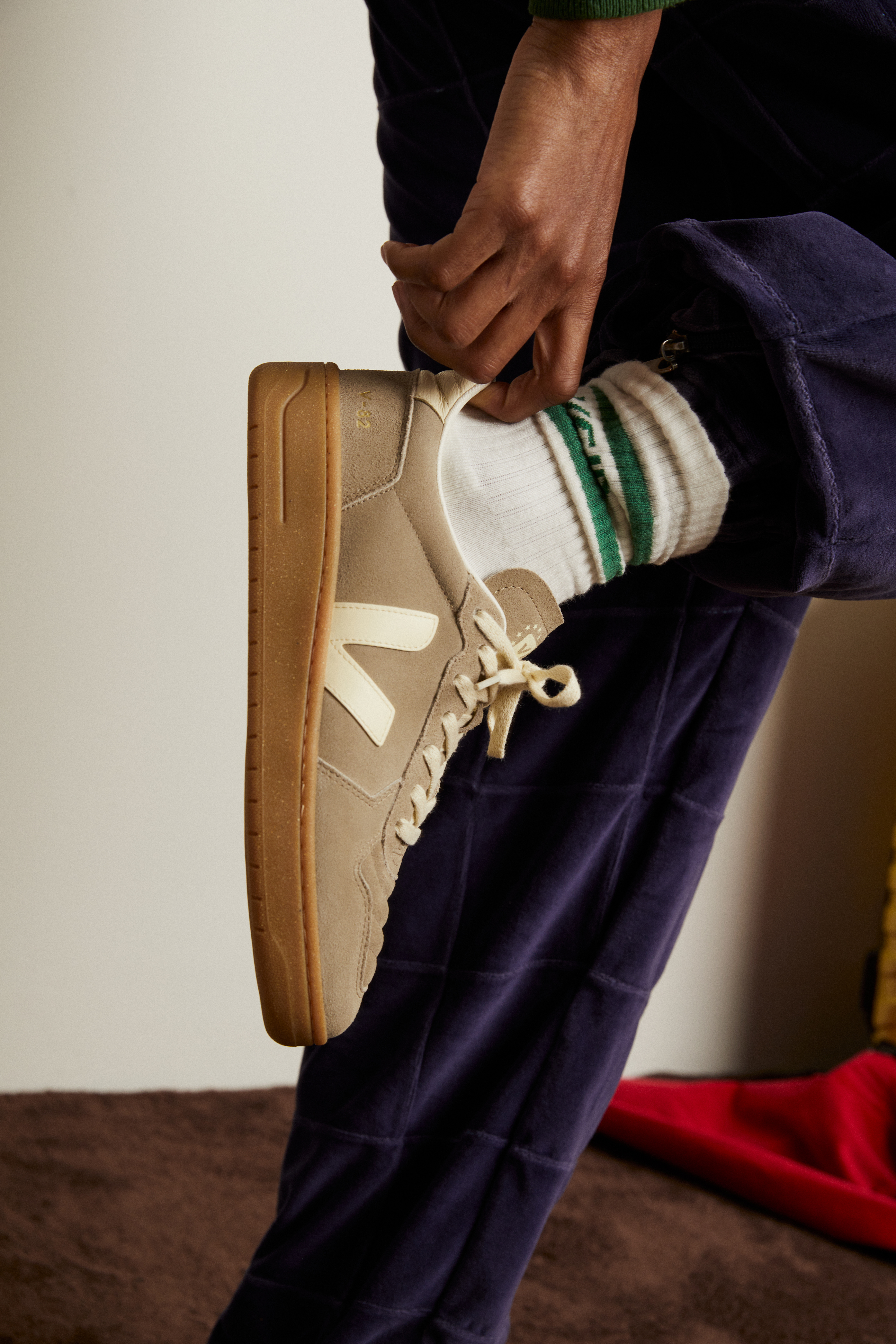 V-82 II SUEDE TAUPE CALCAIRE NATURAL