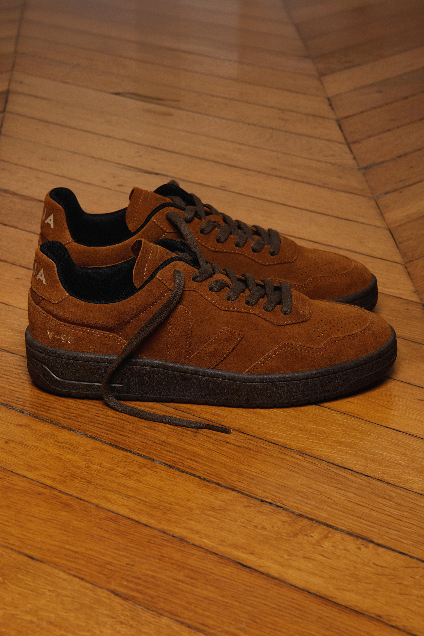 V-90 SUEDE FULL COGNAC EAGLE