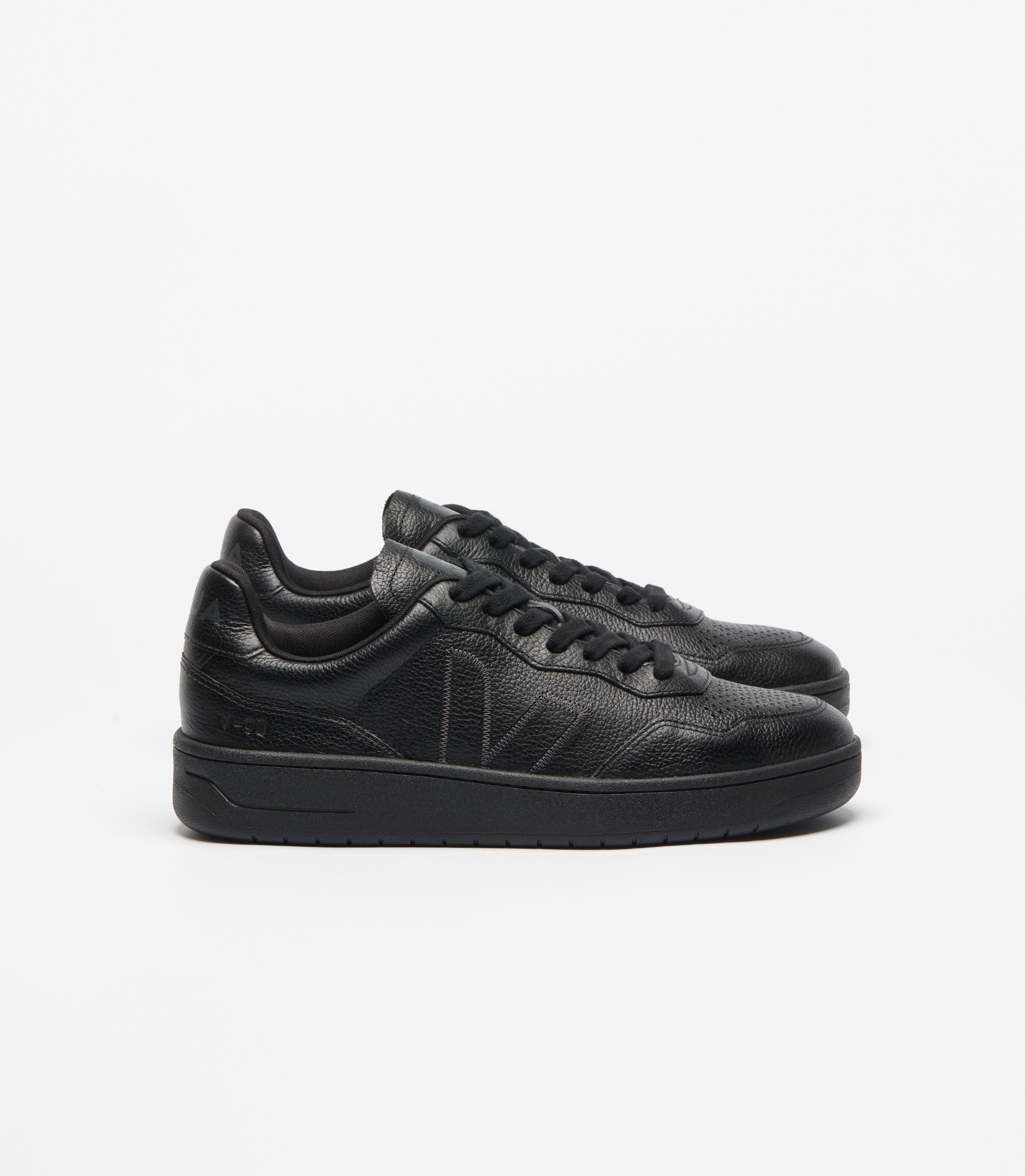 V-90 GRAINED OILED LEATHER FULL BLACK