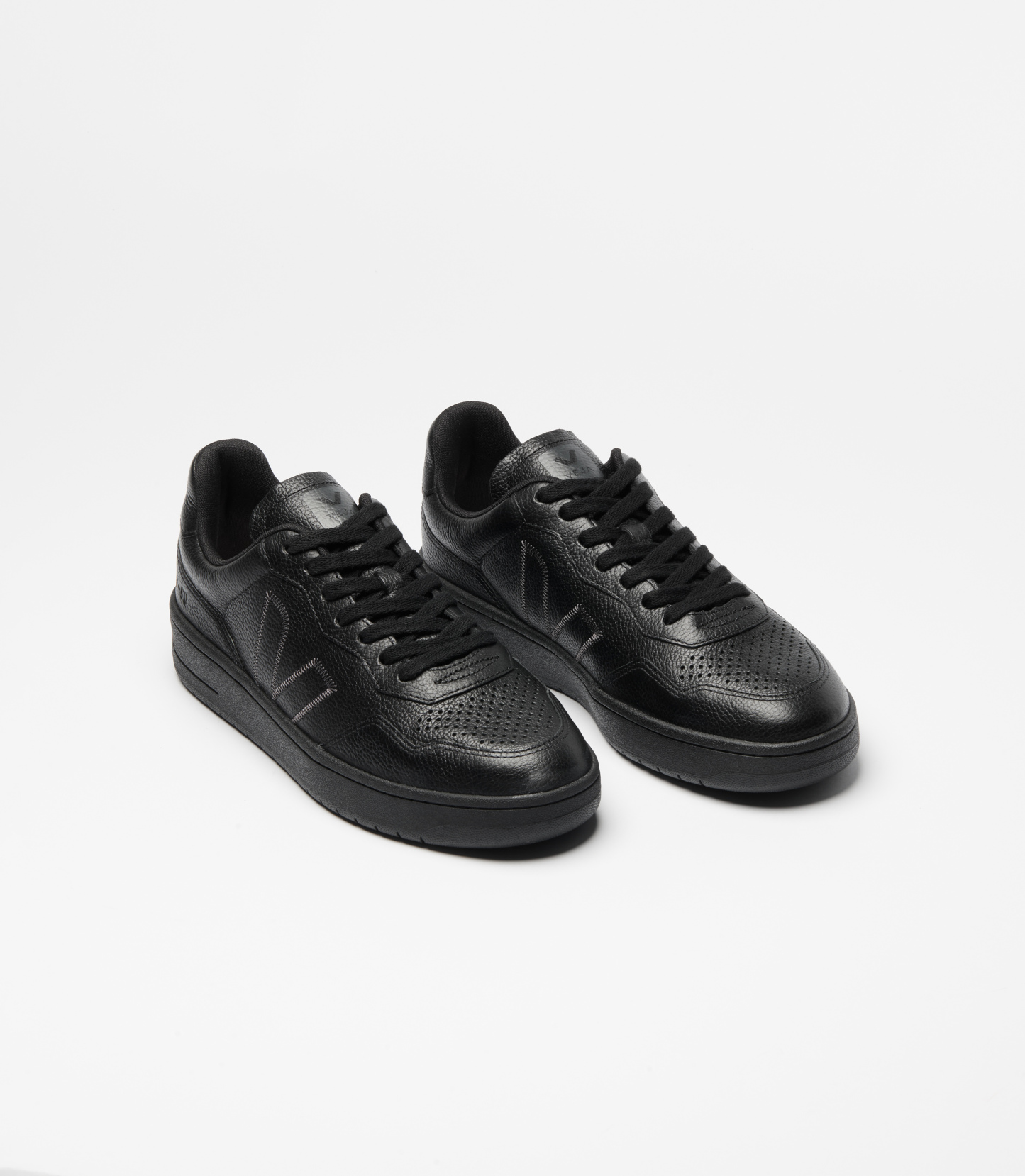 V-90 GRAINED OILED LEATHER FULL BLACK