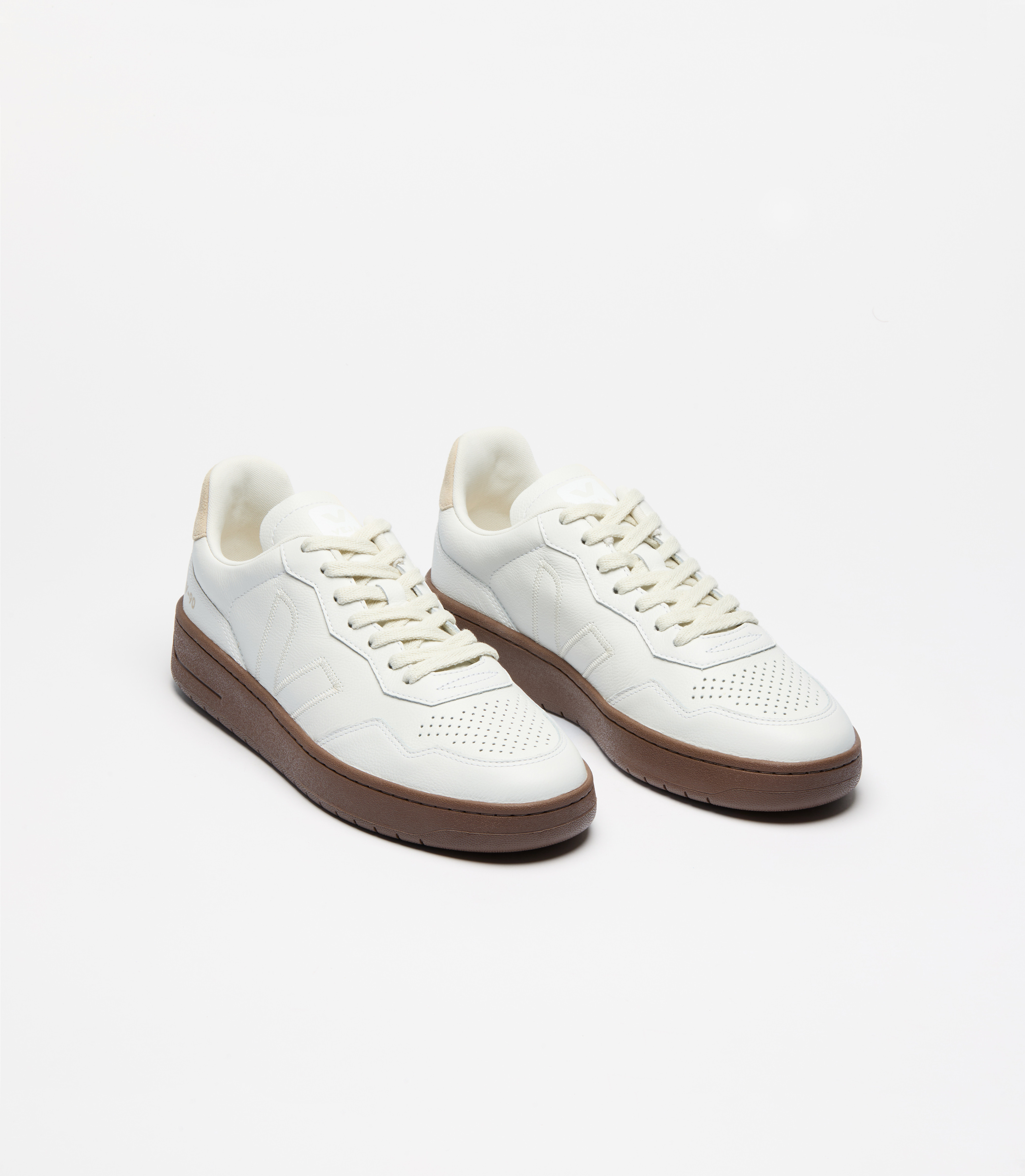 V-90 LEATHER WHITE PIERRE ALMOND