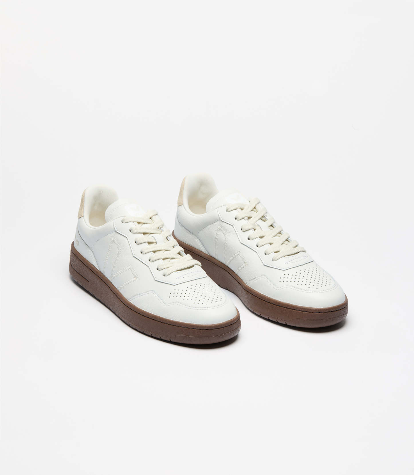 V-90 LEATHER WHITE PIERRE ALMOND