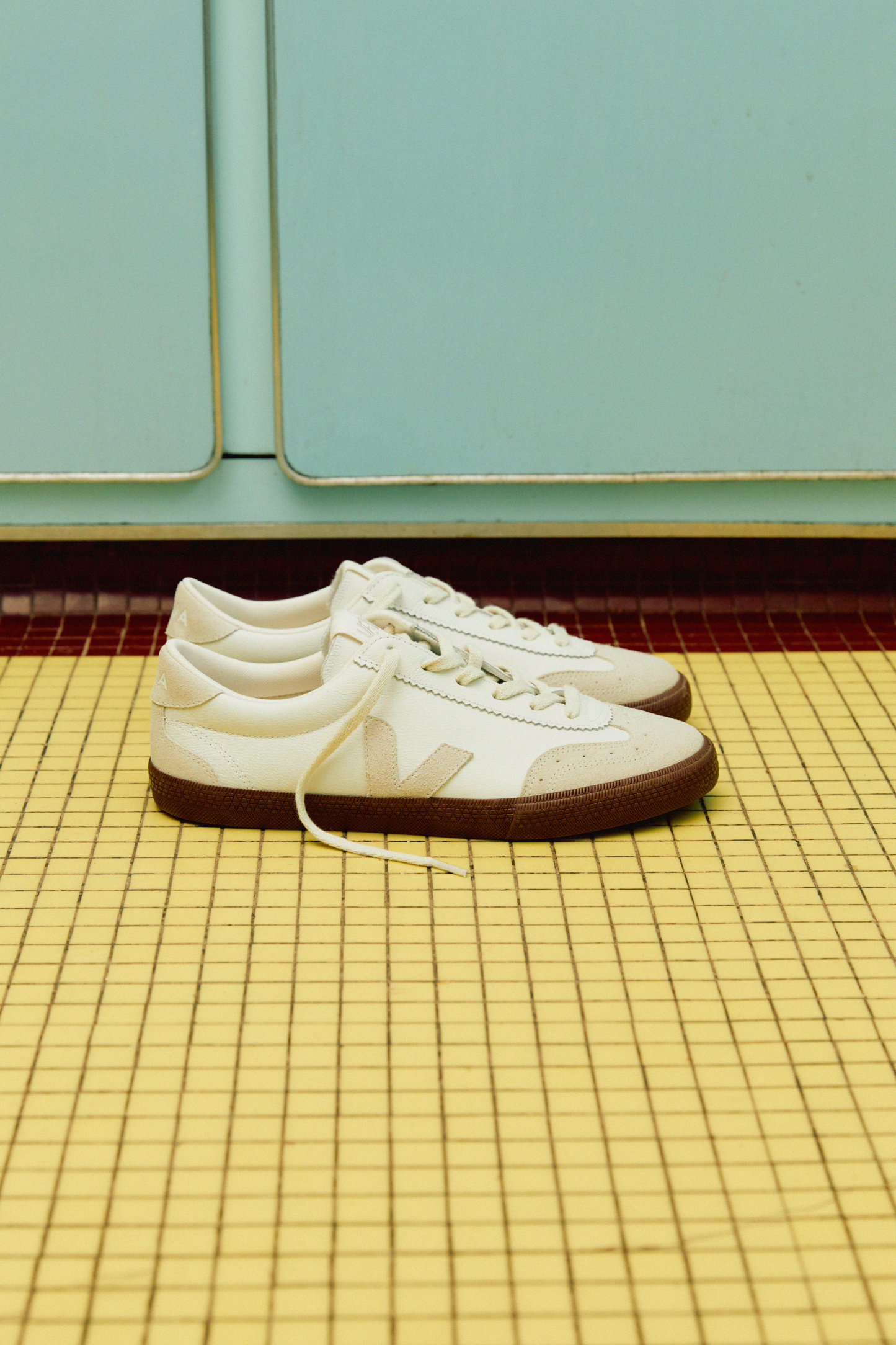 VOLLEY LEATHER WHITE NATURAL BARK