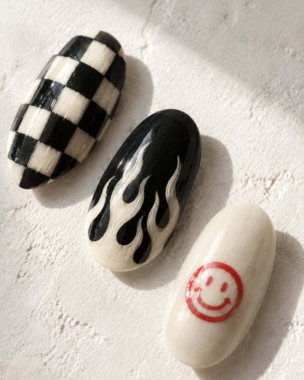 Custom Nail Set – Made to Order close-up of the brushwork