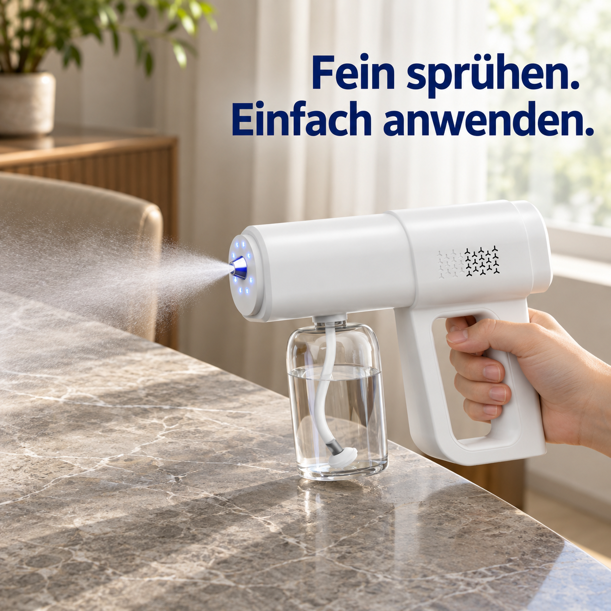 Feiner Sprühnebel über einer freien harten Tischfläche