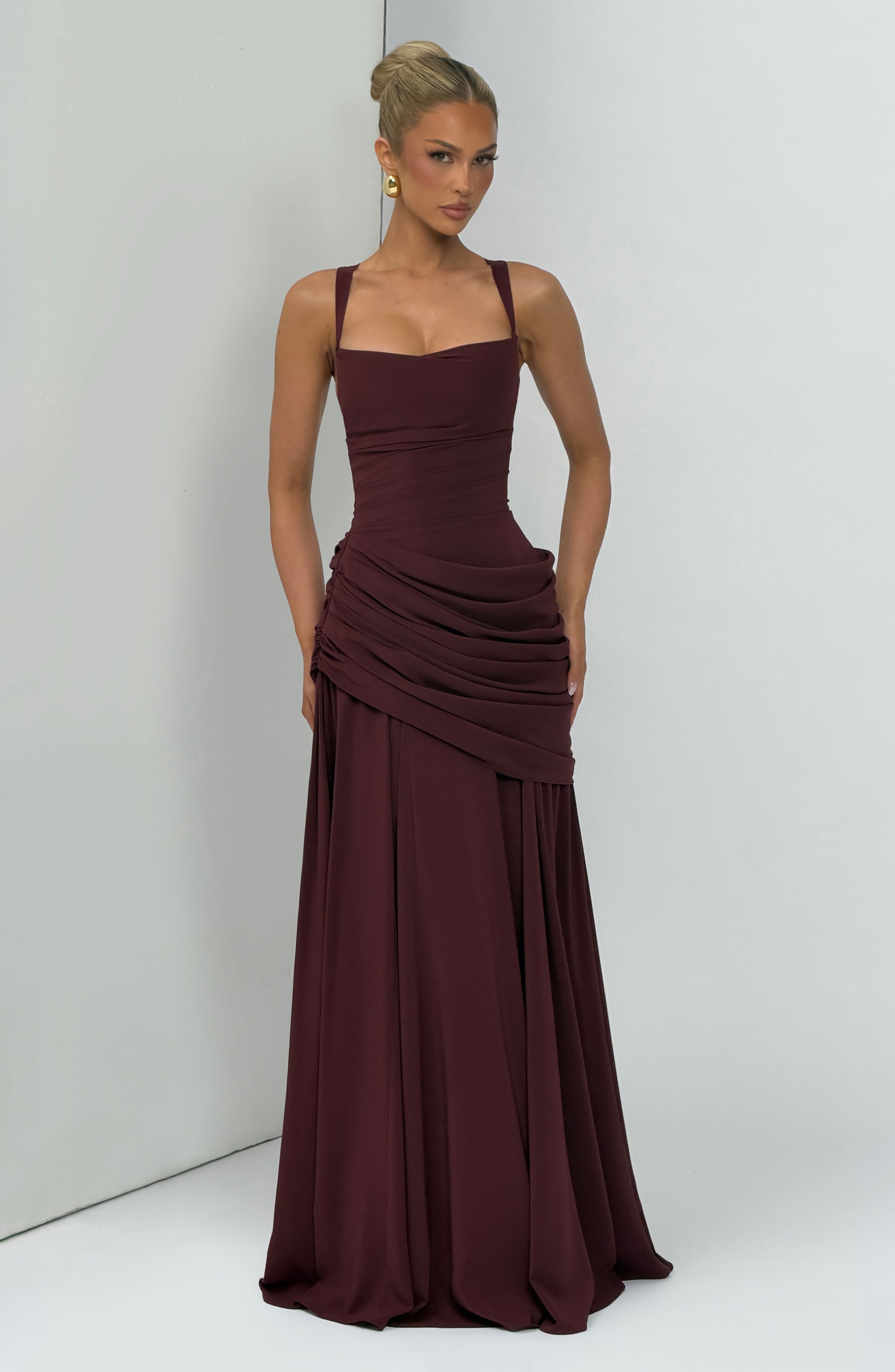 Sura Maxi Dress - Cherry Lacquer – Ansicht 7
