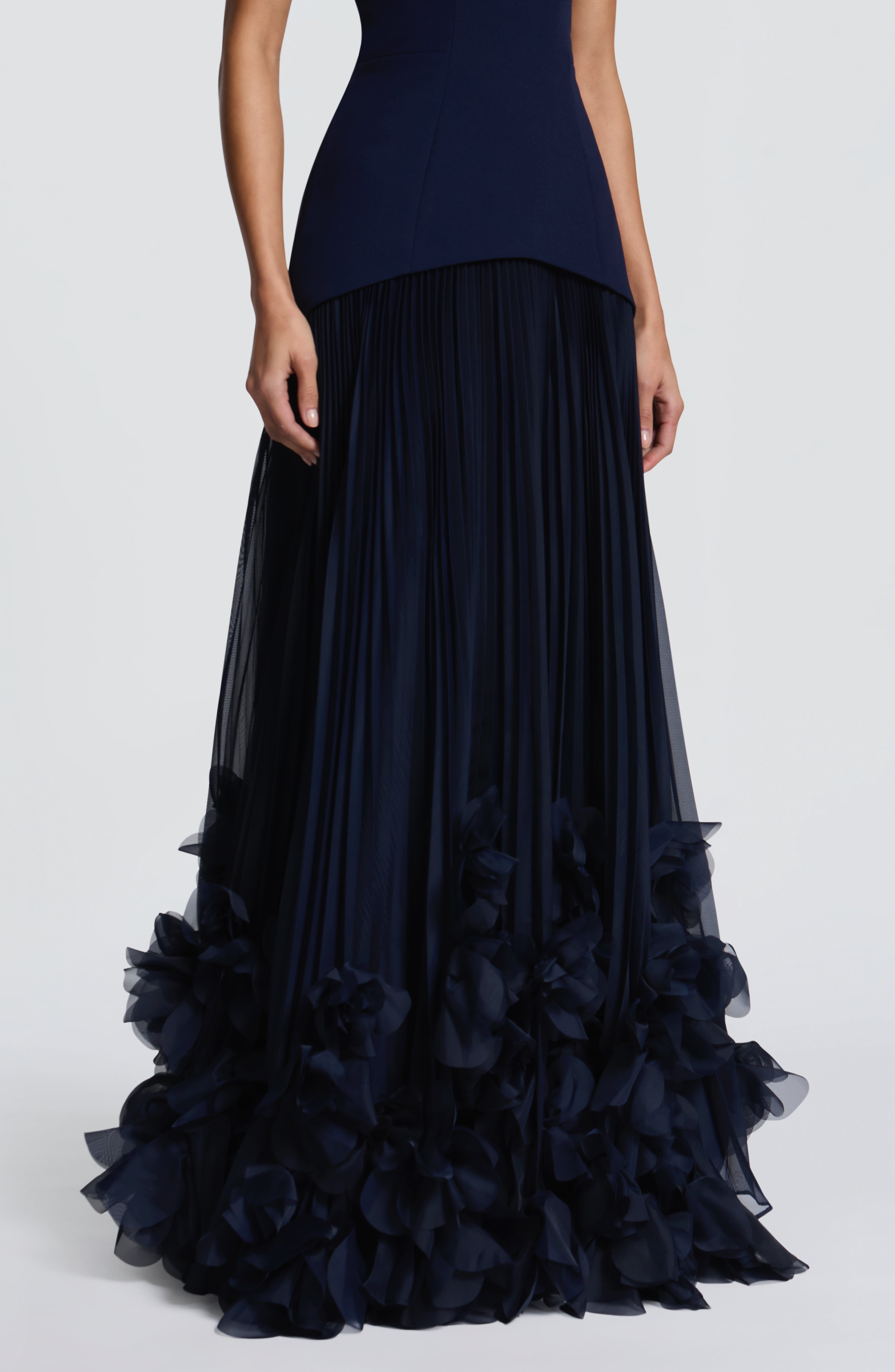 Seraphina Gown - Navy – Ansicht 4