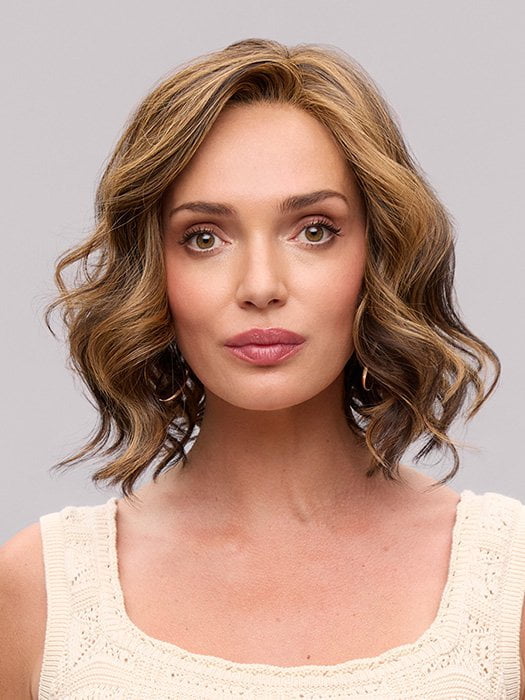 Richmond GB Hair Lacy Lite Lace Front Wig (Hand Tied) - Multi-Angle View 3