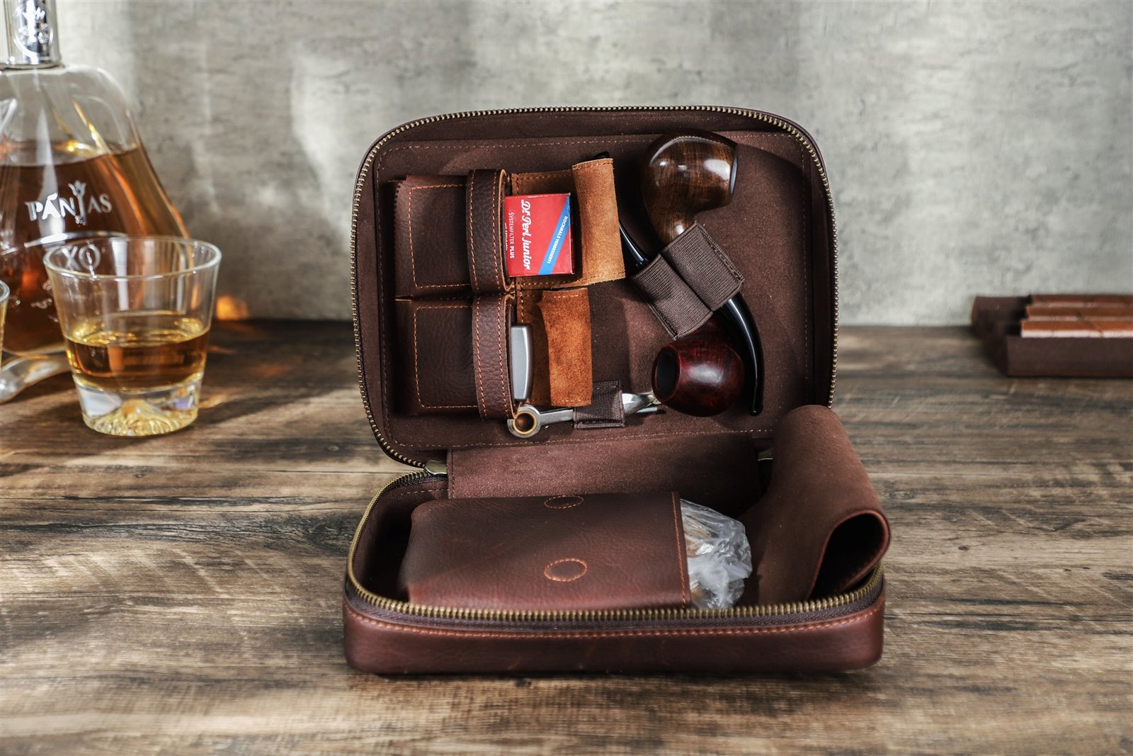 CF5016 leather pipe storage box open showing the pipe holders and tobacco pouch