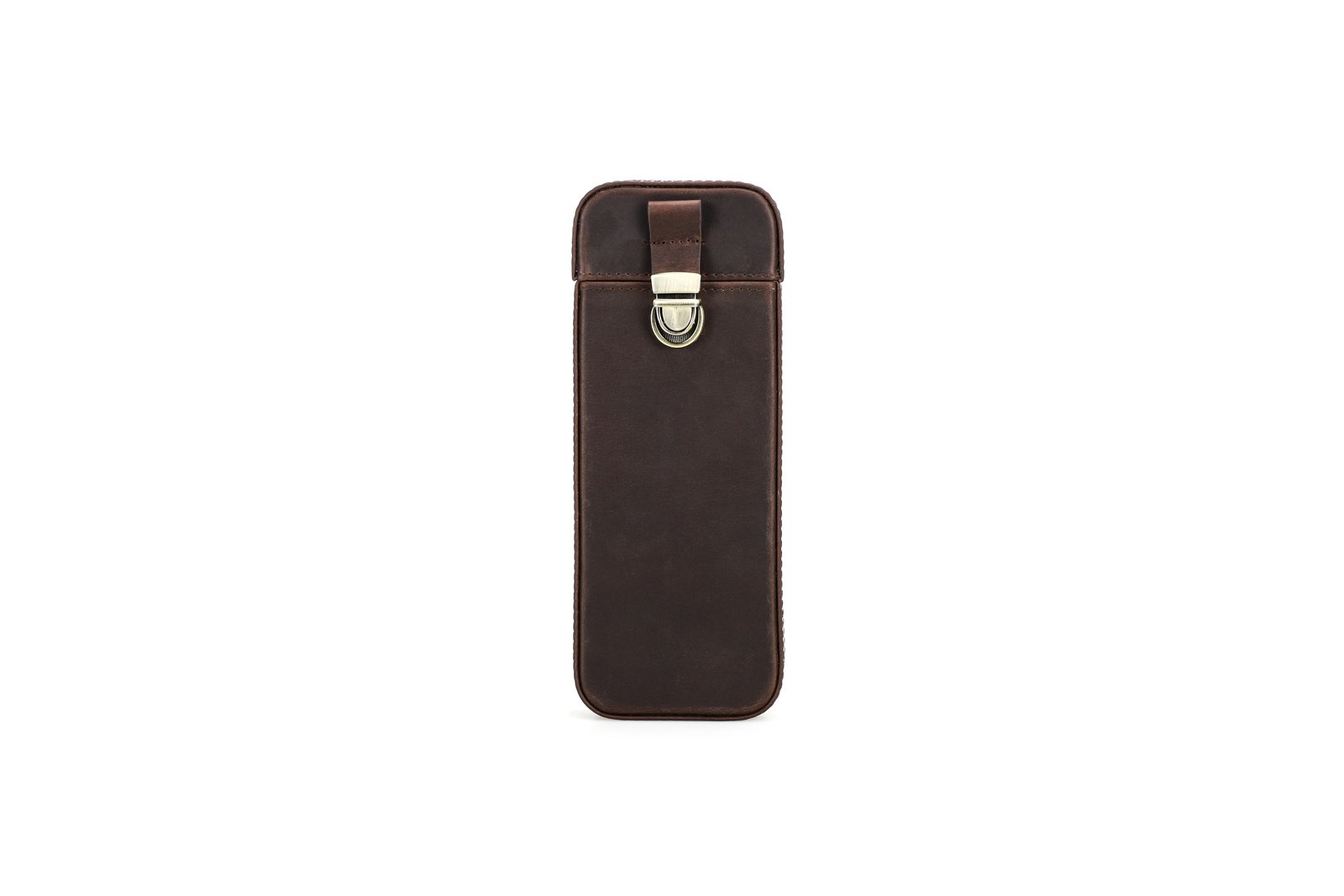 CF5018 3-cigar leather case closed, front view on a white background