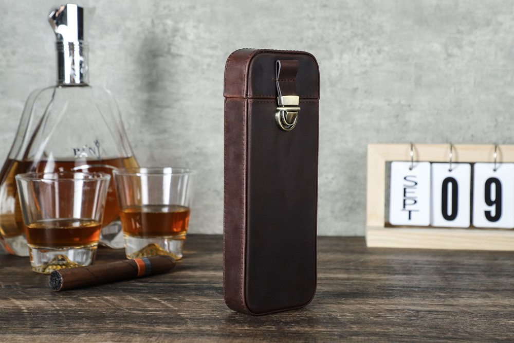 Closed CF5018 standing upright on a bar top