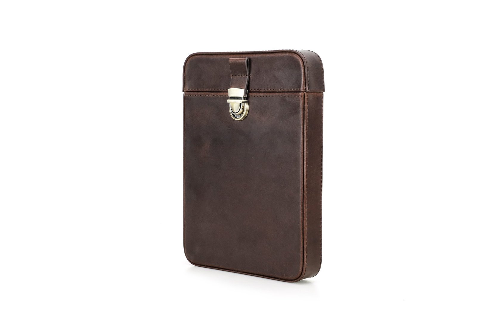 CF5019 6-cigar leather case on a white background