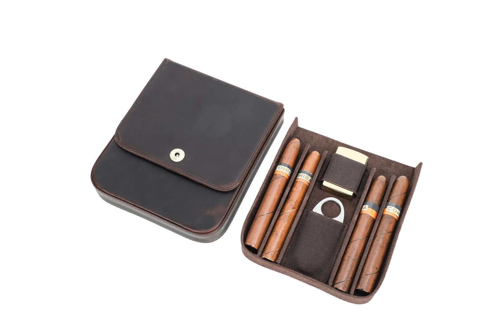 CF5021 removable tray holding four cigars, a cutter and a lighter beside the leather case
