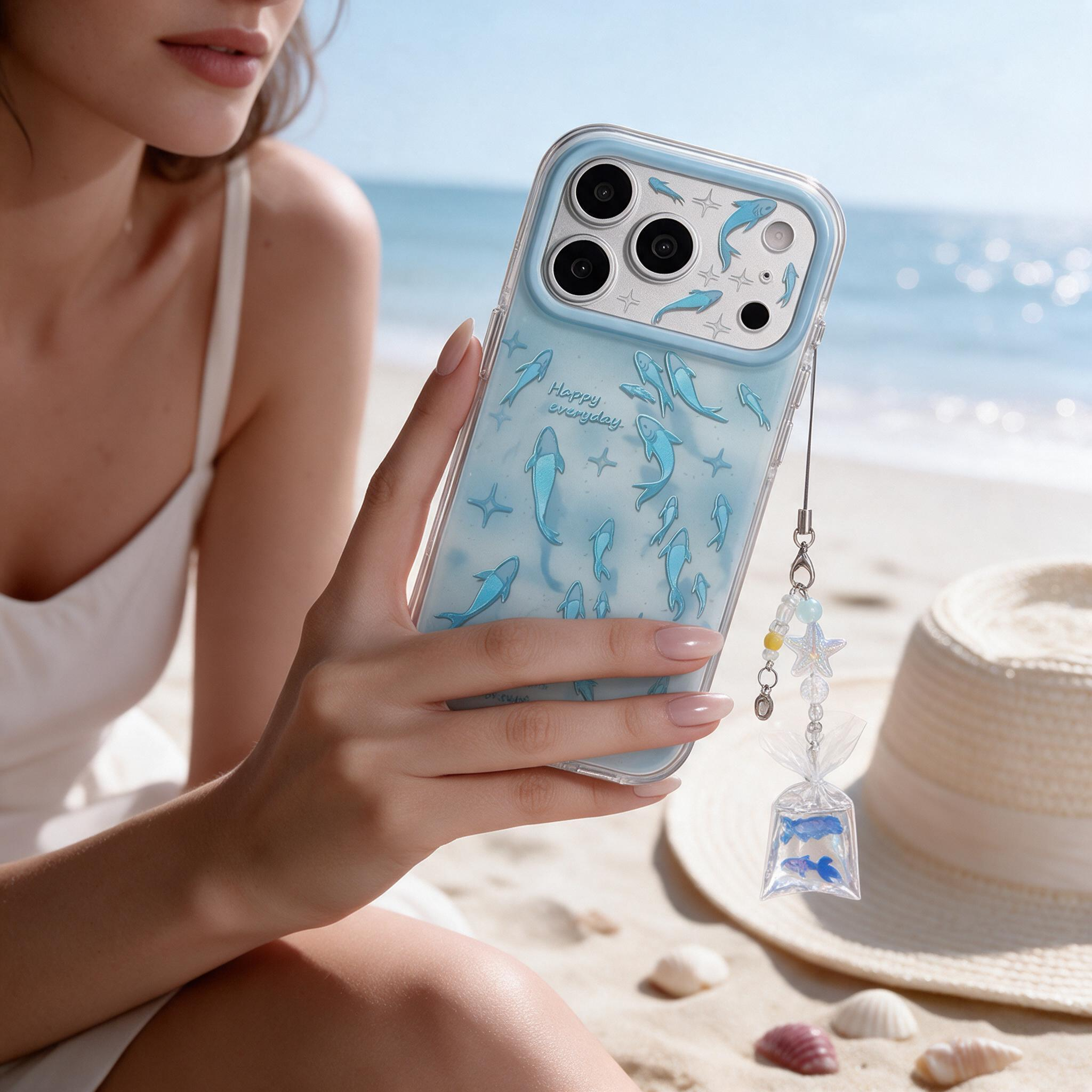IPHONE holographic Blue Fish Clear Phone Case With Cute Fish Bag Charm