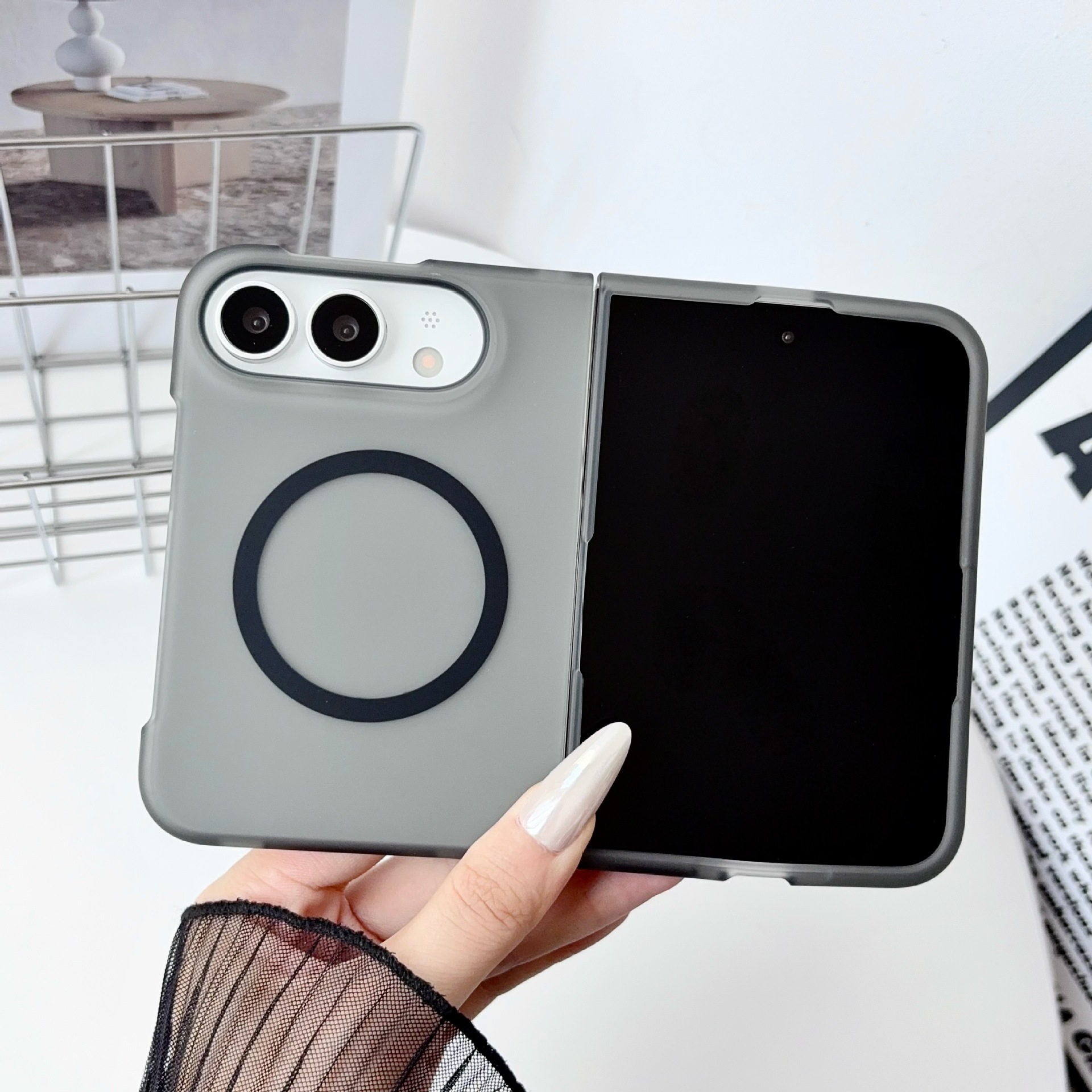 IPHONE Minimal MagSafe Case for iPhone Duo — 2 Finishes To Choose