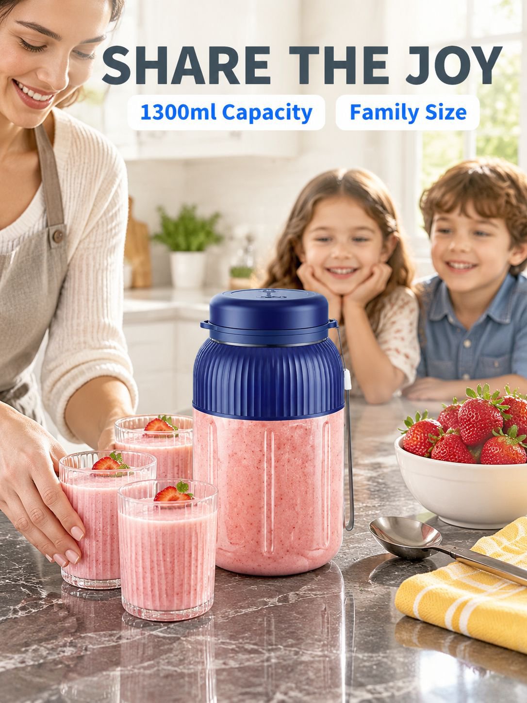 Small USB powered juicer bottle for convenient daily nutrition