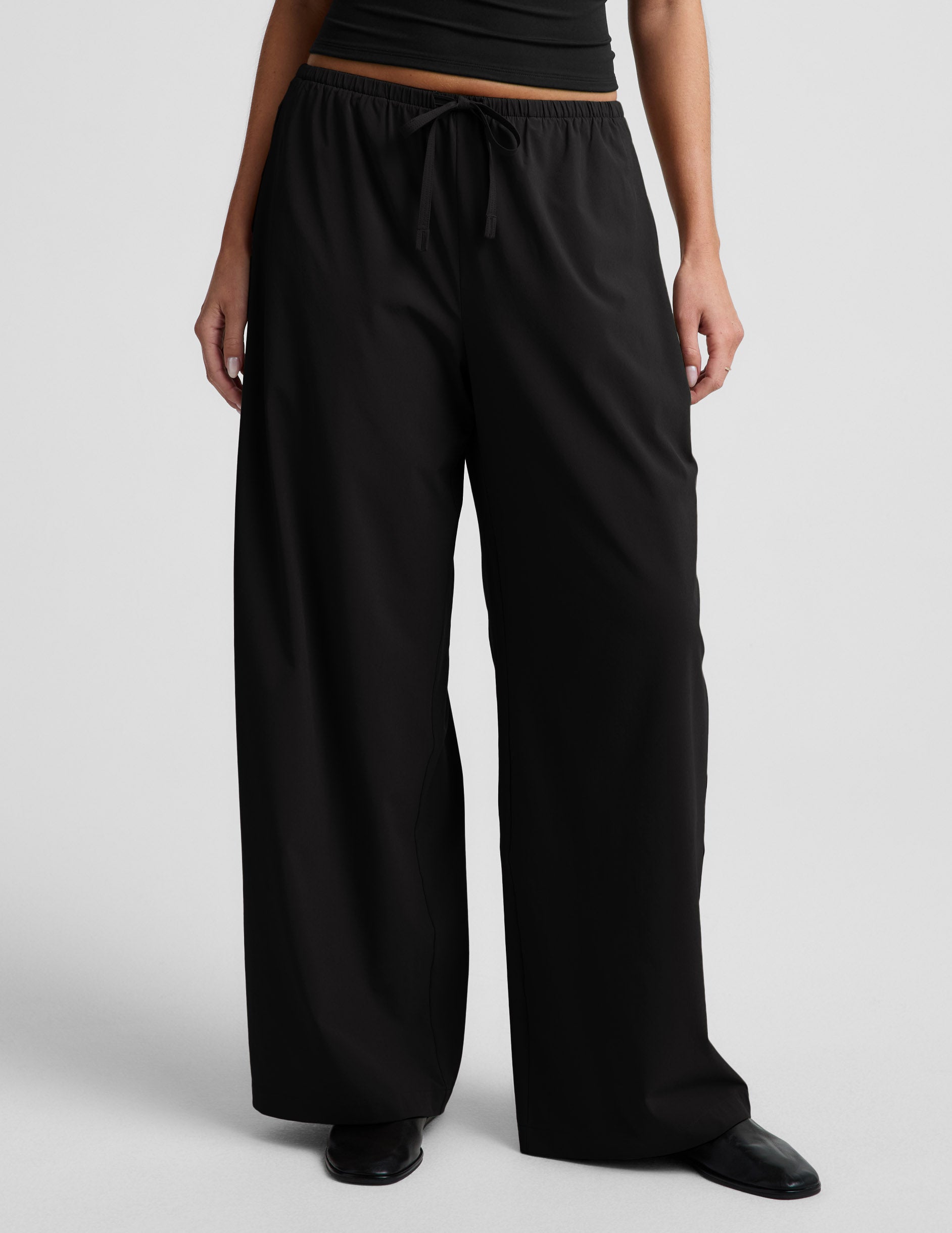 Solstice Drawstring Wide Leg Pant 31" - True Black