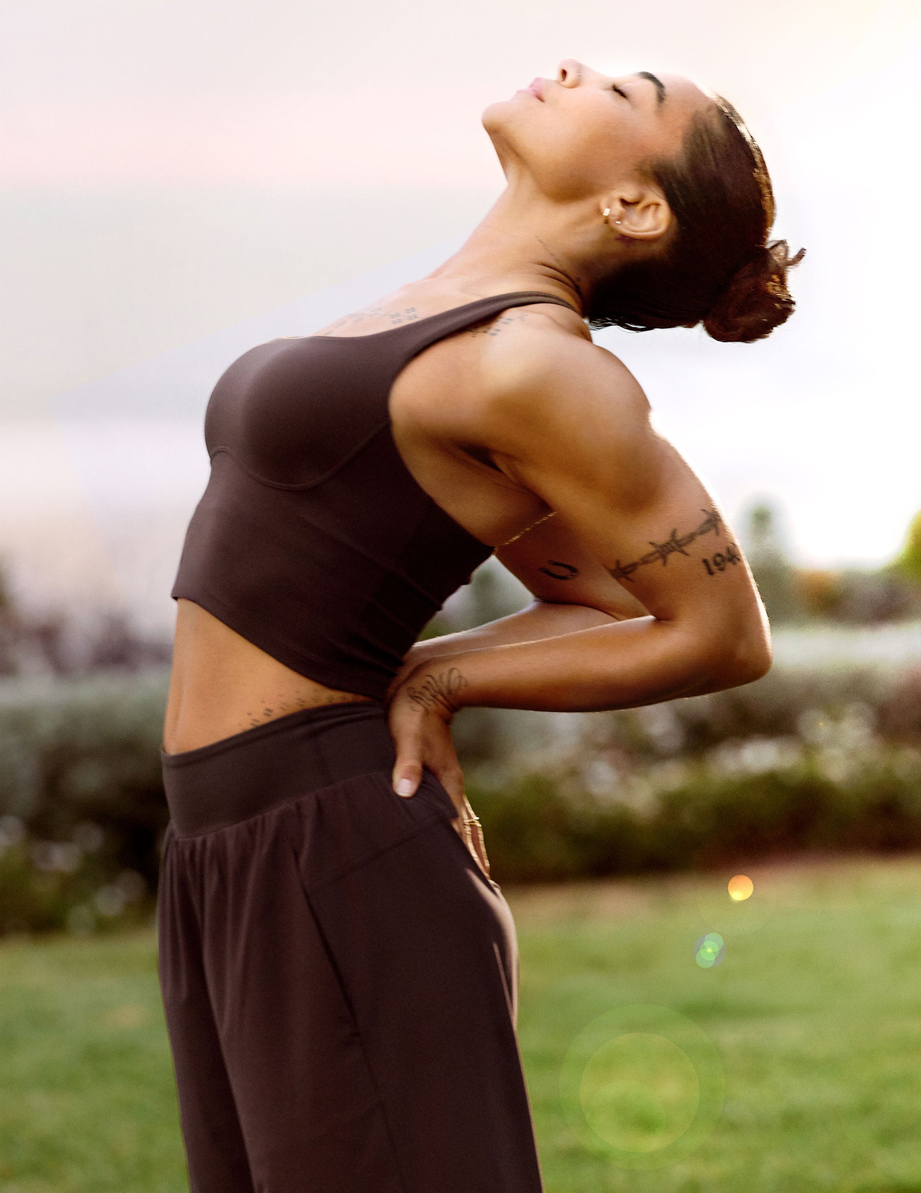 glowzone™ Medium Impact Cropped Tank - Cocoa Plum