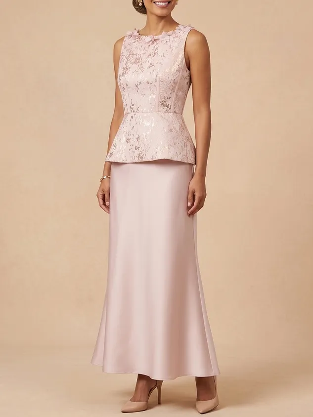 Elegant Peplum Satin Maxi Gown with Floral Appliqué – Sophisticated Mother of the Bride Dress