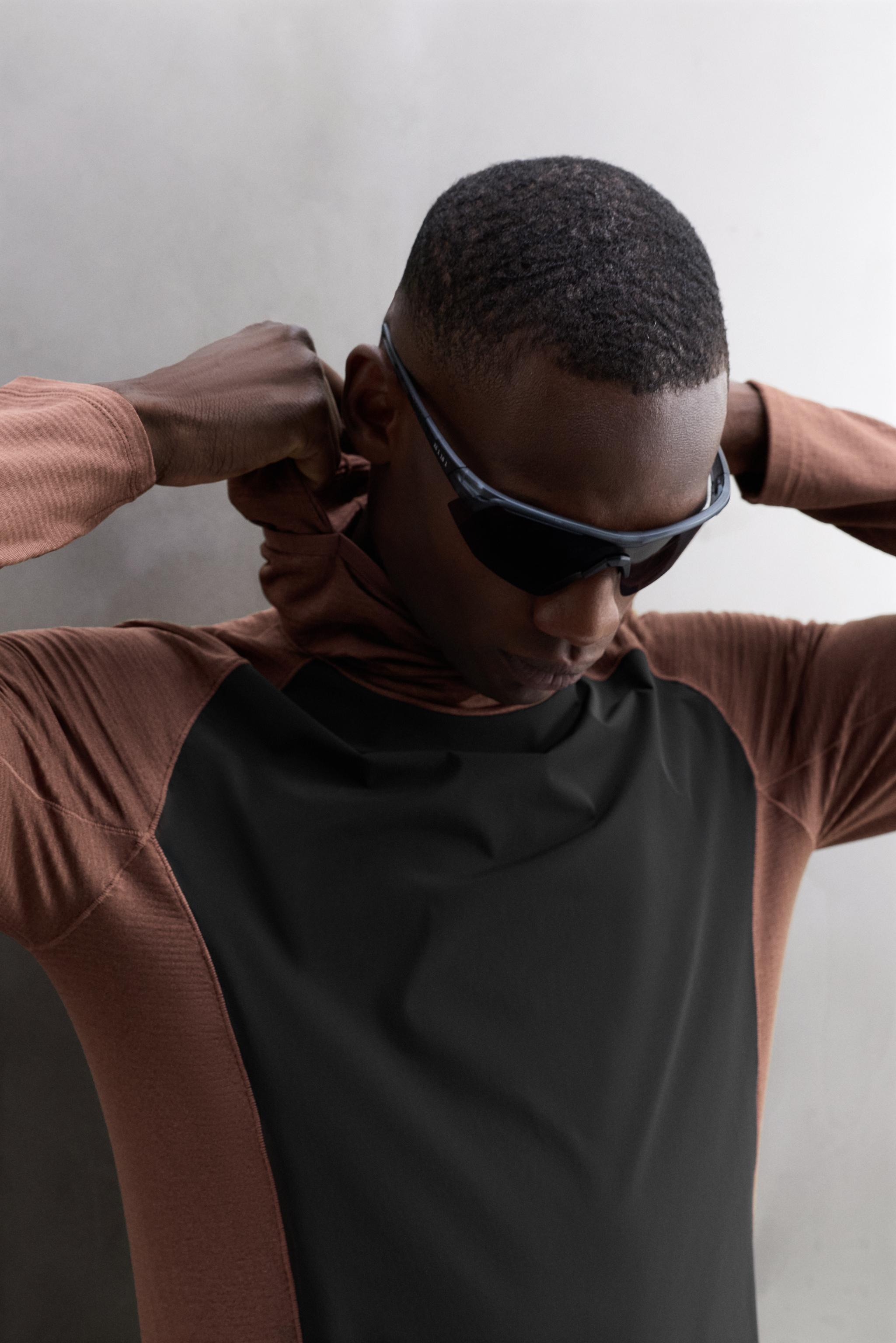 MIXED TECHNICAL HOODIE - Brown
