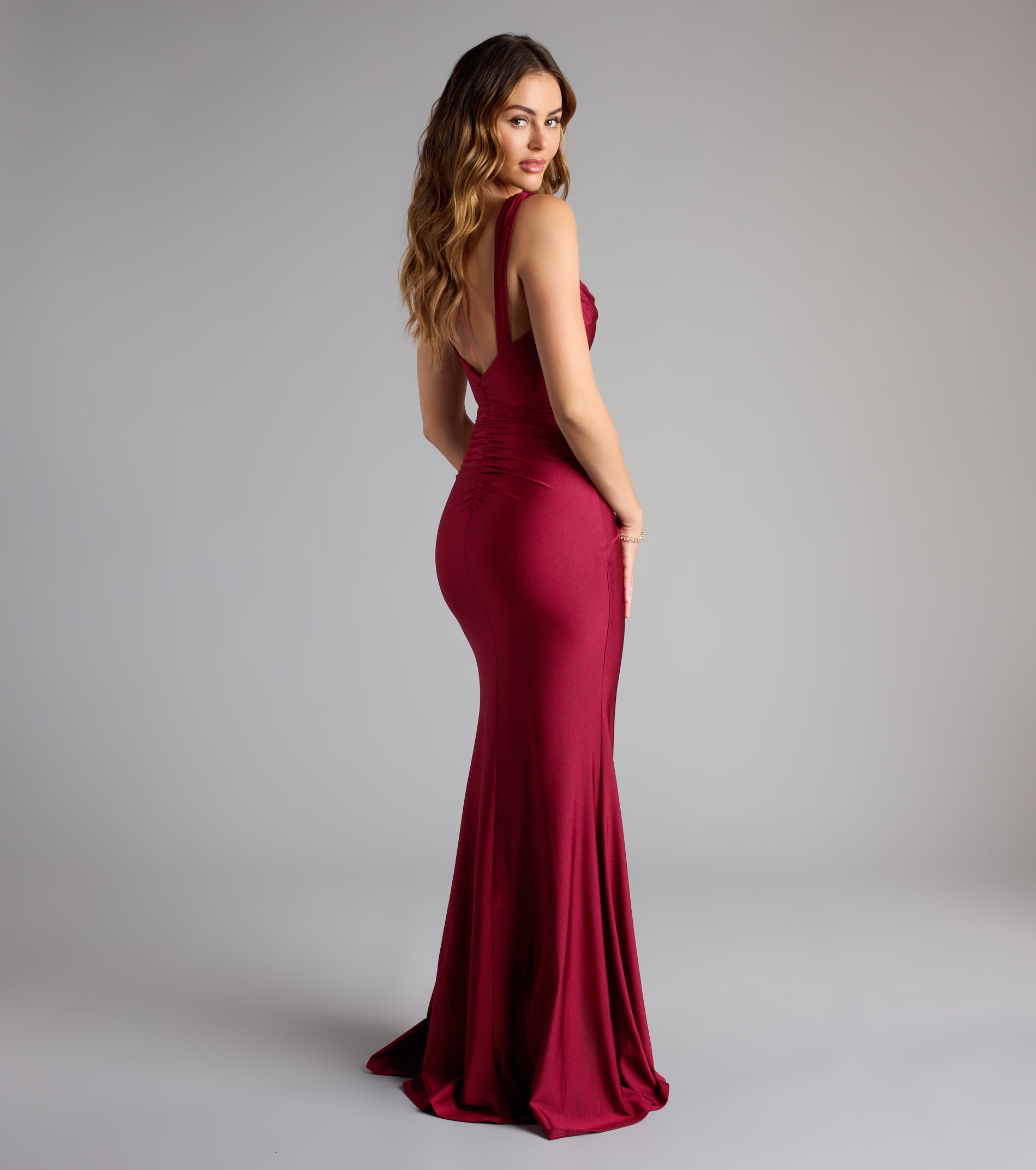 Kaitlin Low Back Slit Mermaid Formal Dress - BURGUNDY