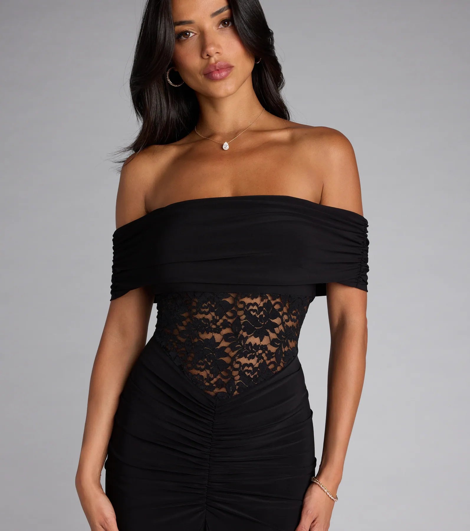 Lily Off-The-Shoulder Mermaid Formal Dress - BLACK