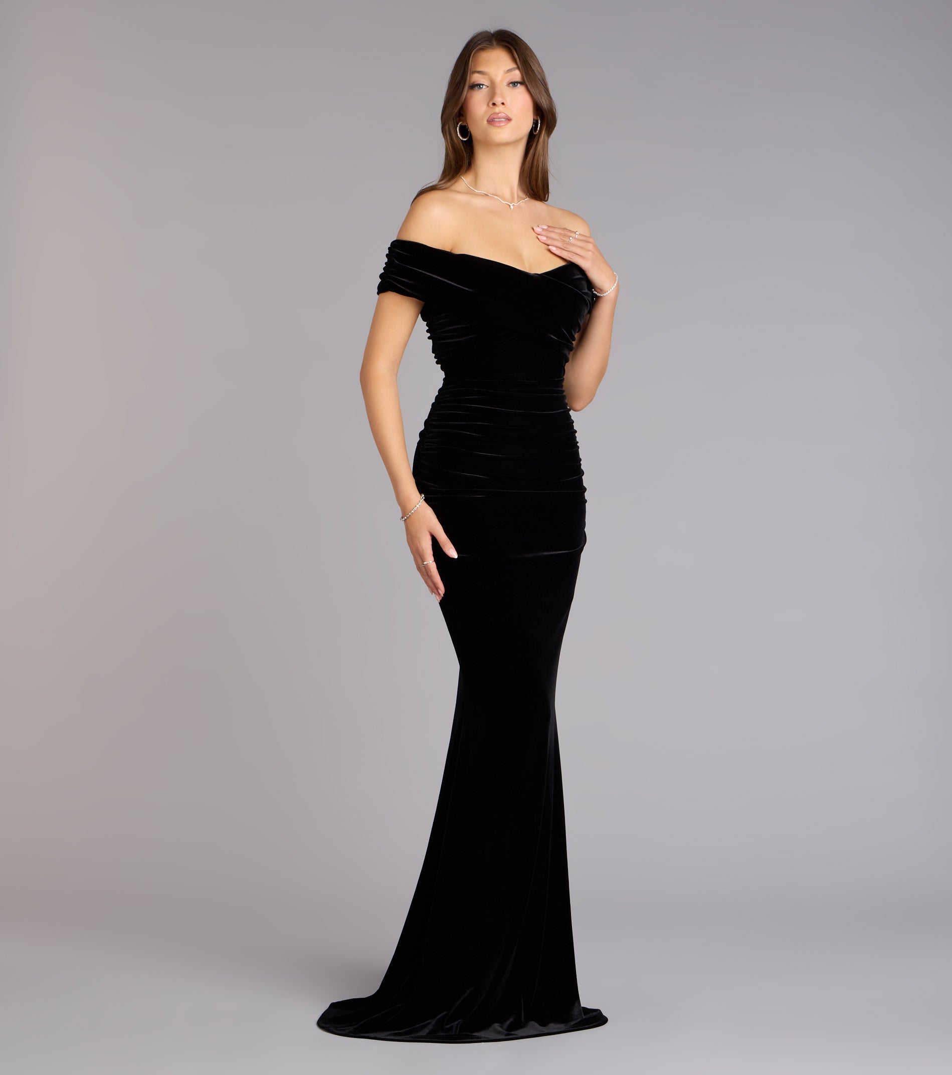 Gemma Velvet Off-The-Shoulder Mermaid Dress - BLACK