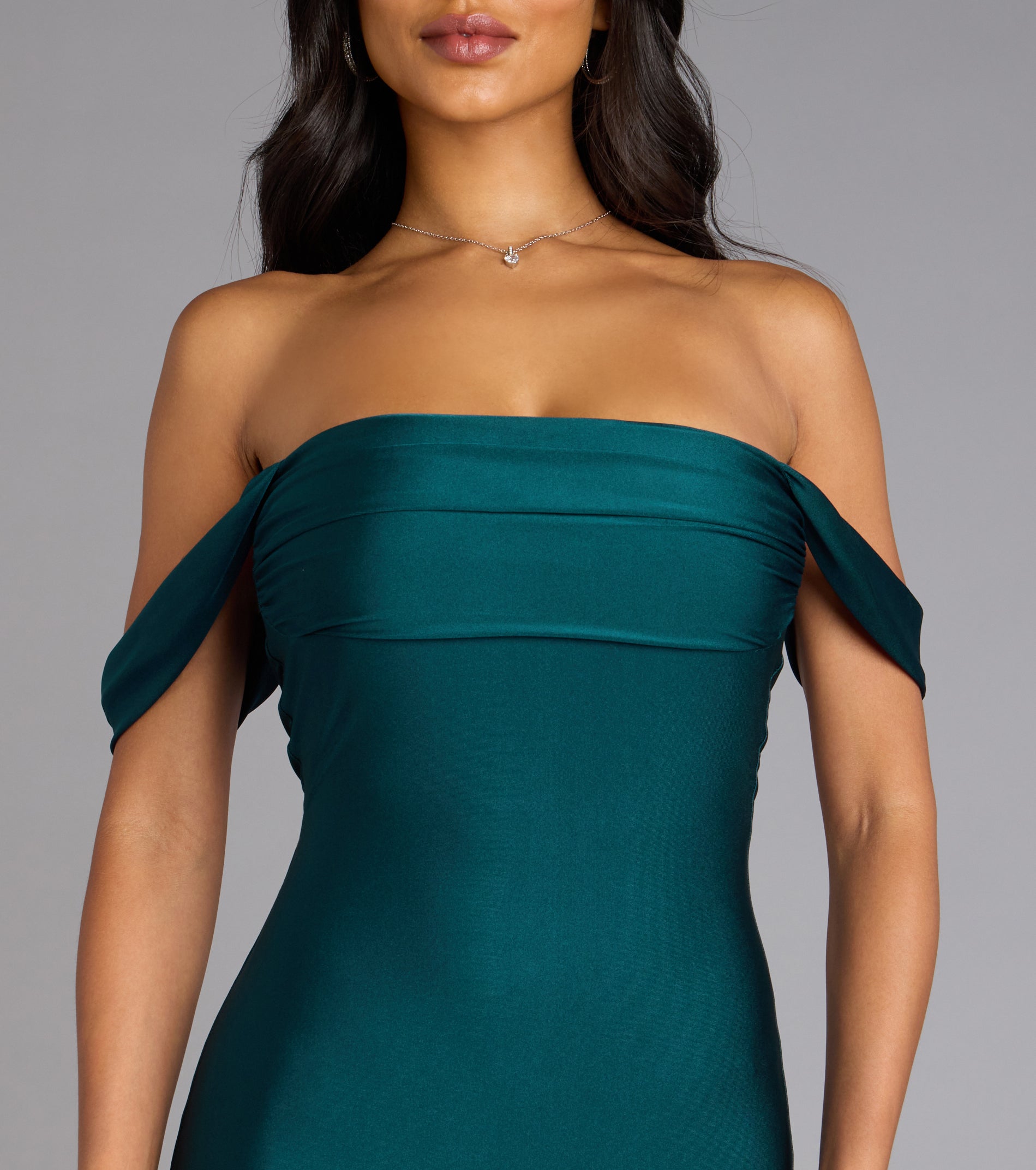 Maylah Off-The-Shoulder Mermaid Dress - HUNTER