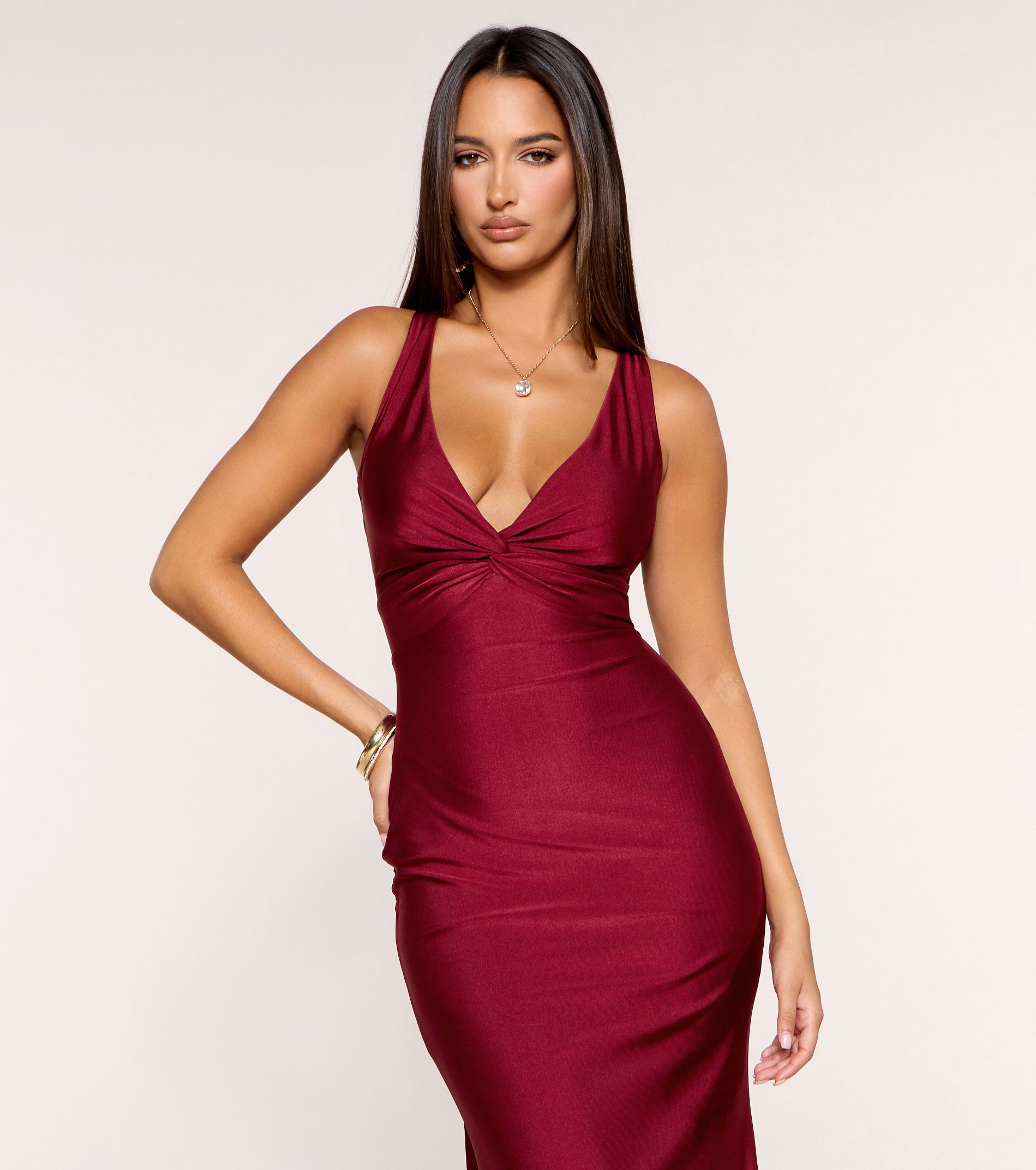 Adrianne Plunge Bow Mermaid Formal Dress - BURGUNDY