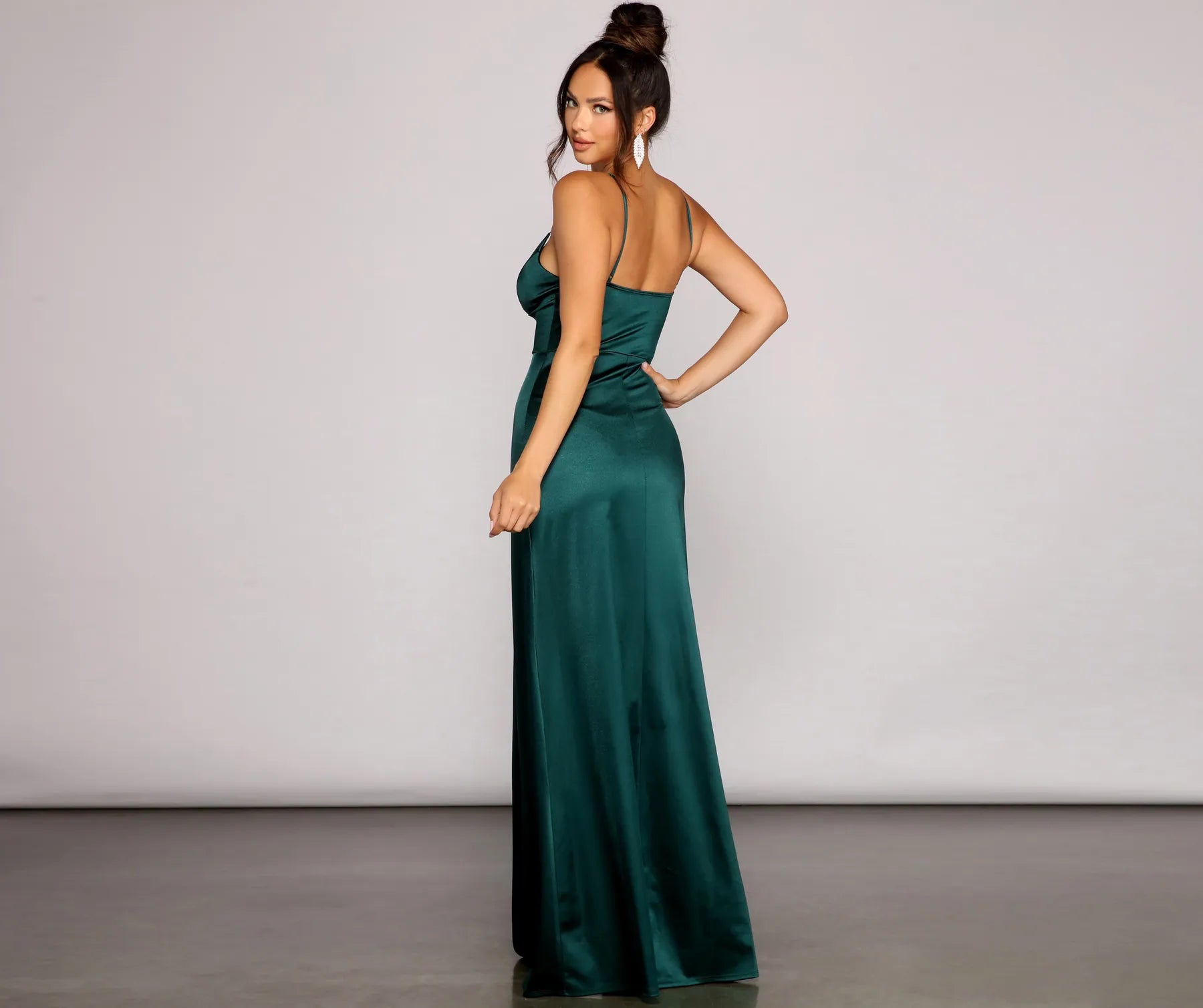 Carmen High-Slit Satin Formal Dress - GREEN