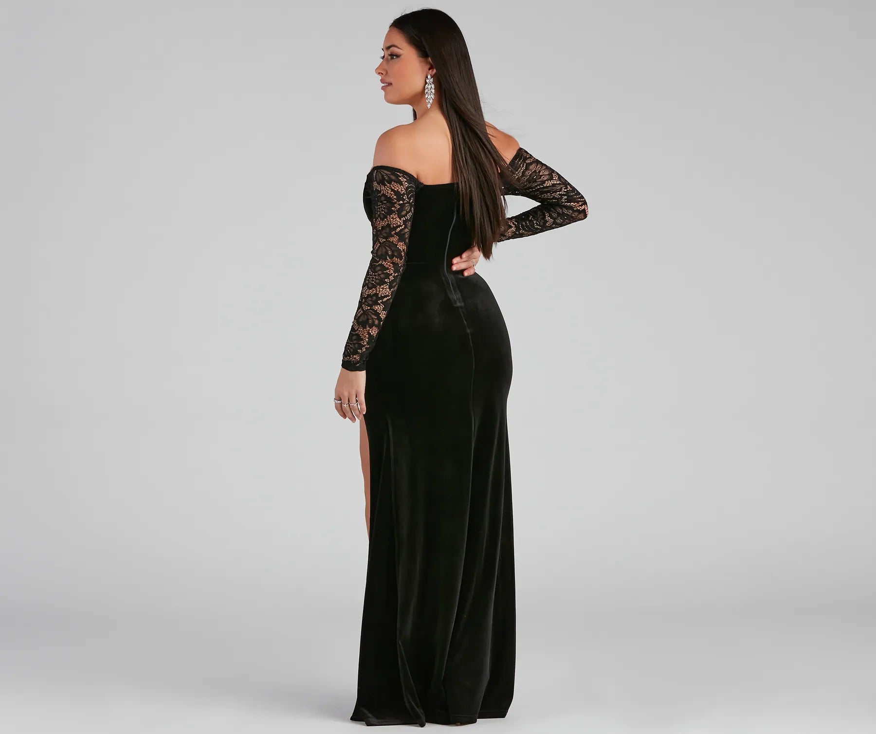 Larsa Formal Velvet And Lace Mermaid Dress - BLACK