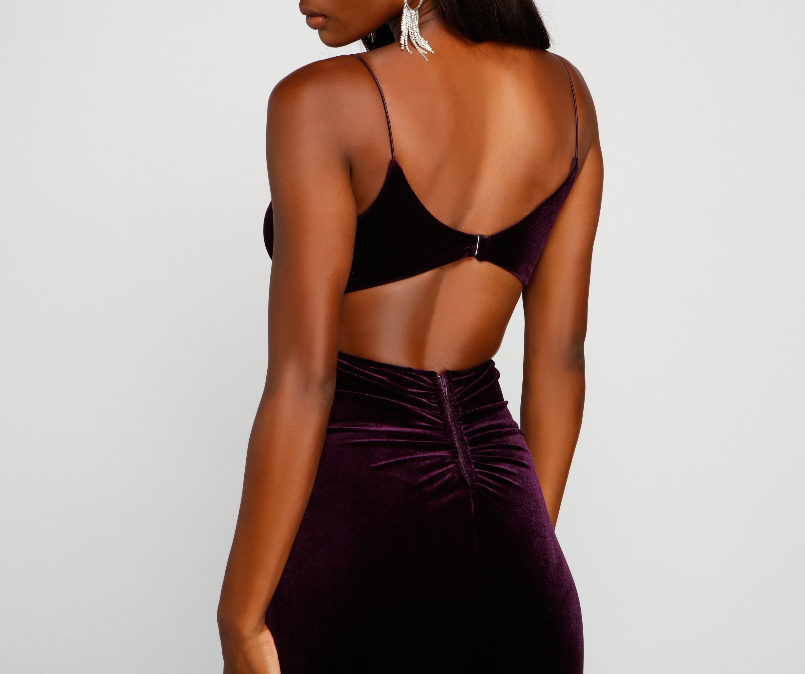 Cassia Formal Open-Back Velvet Dress - PURPLE