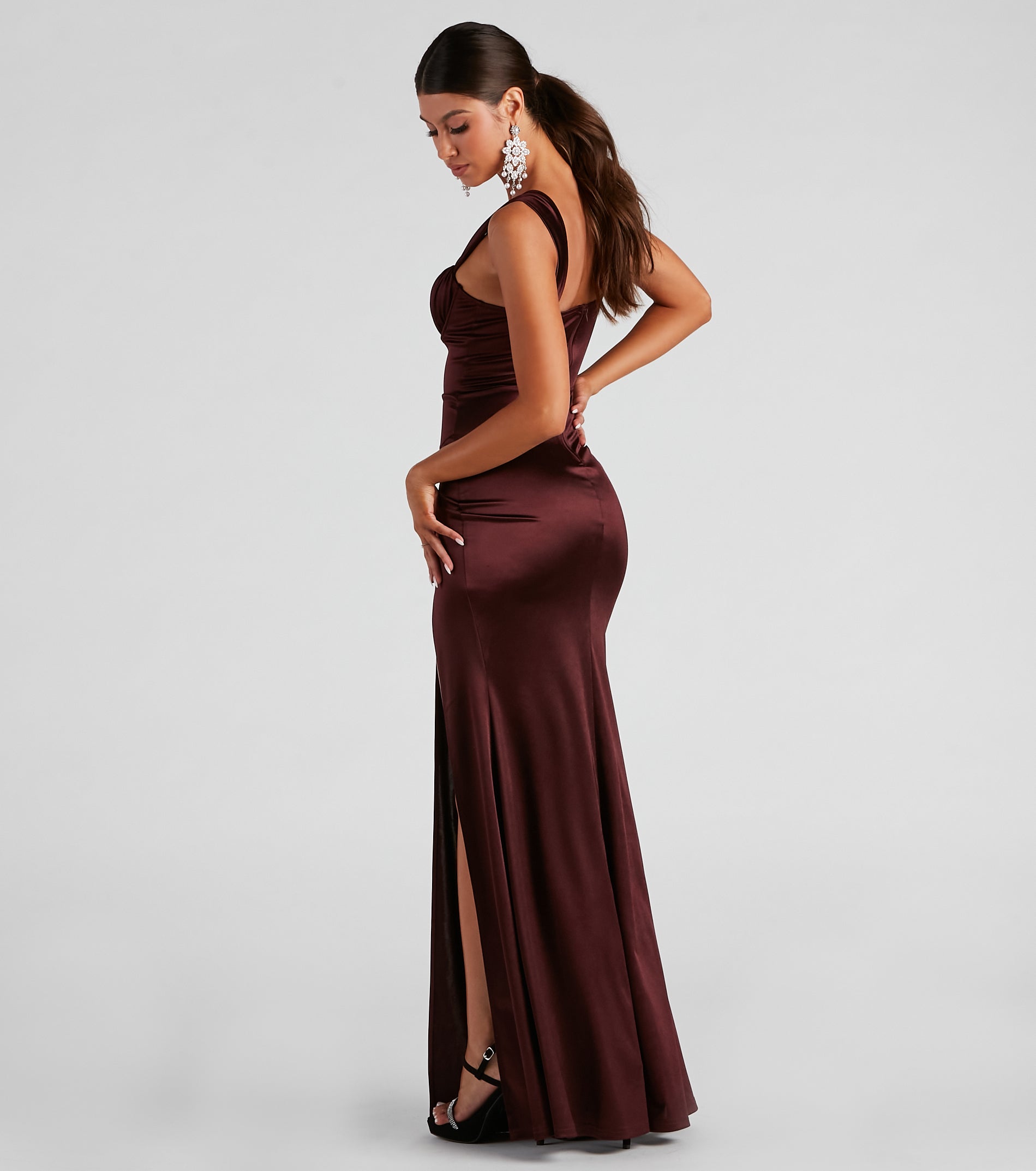 Catrina Formal Satin Sweetheart Dress - MAROON