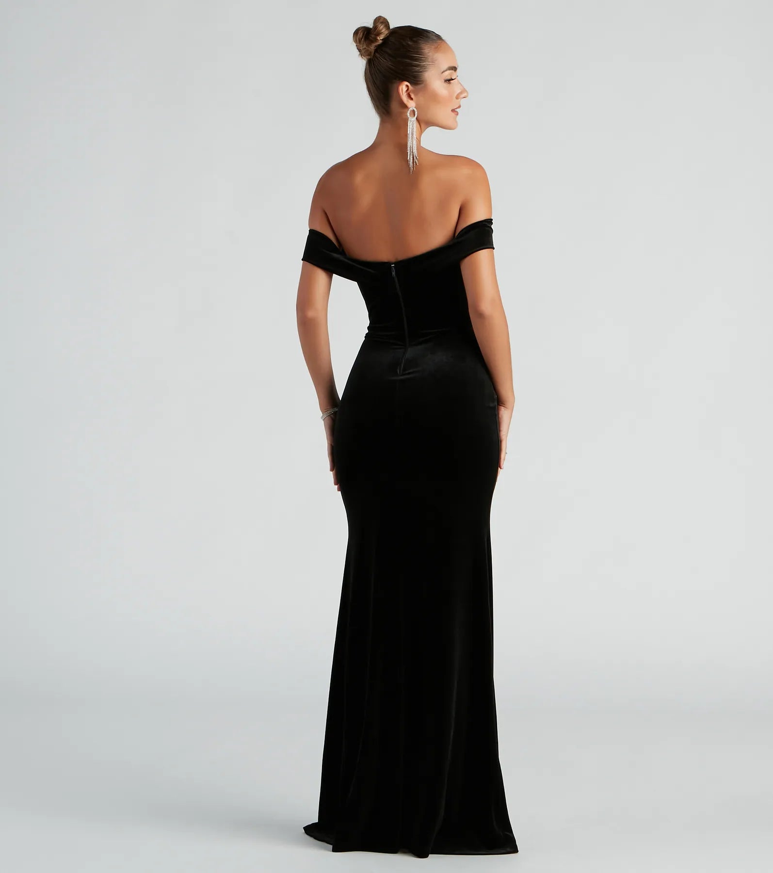 Kerri Formal Velvet Mermaid Dress - BLACK