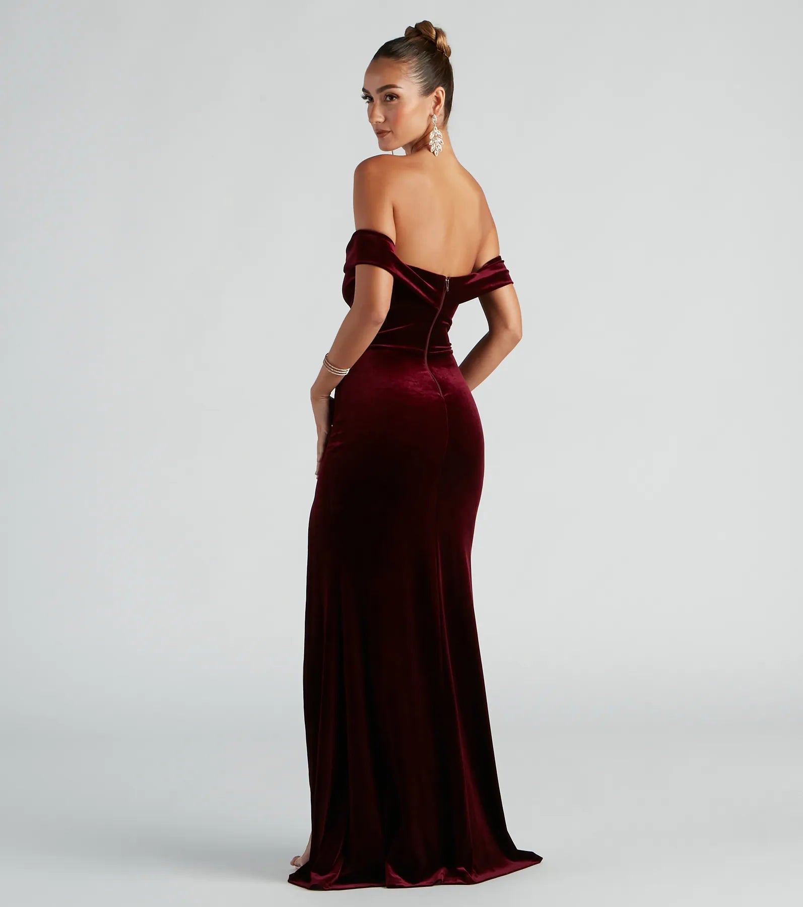 Kerri Formal Velvet Mermaid Dress - MAROON
