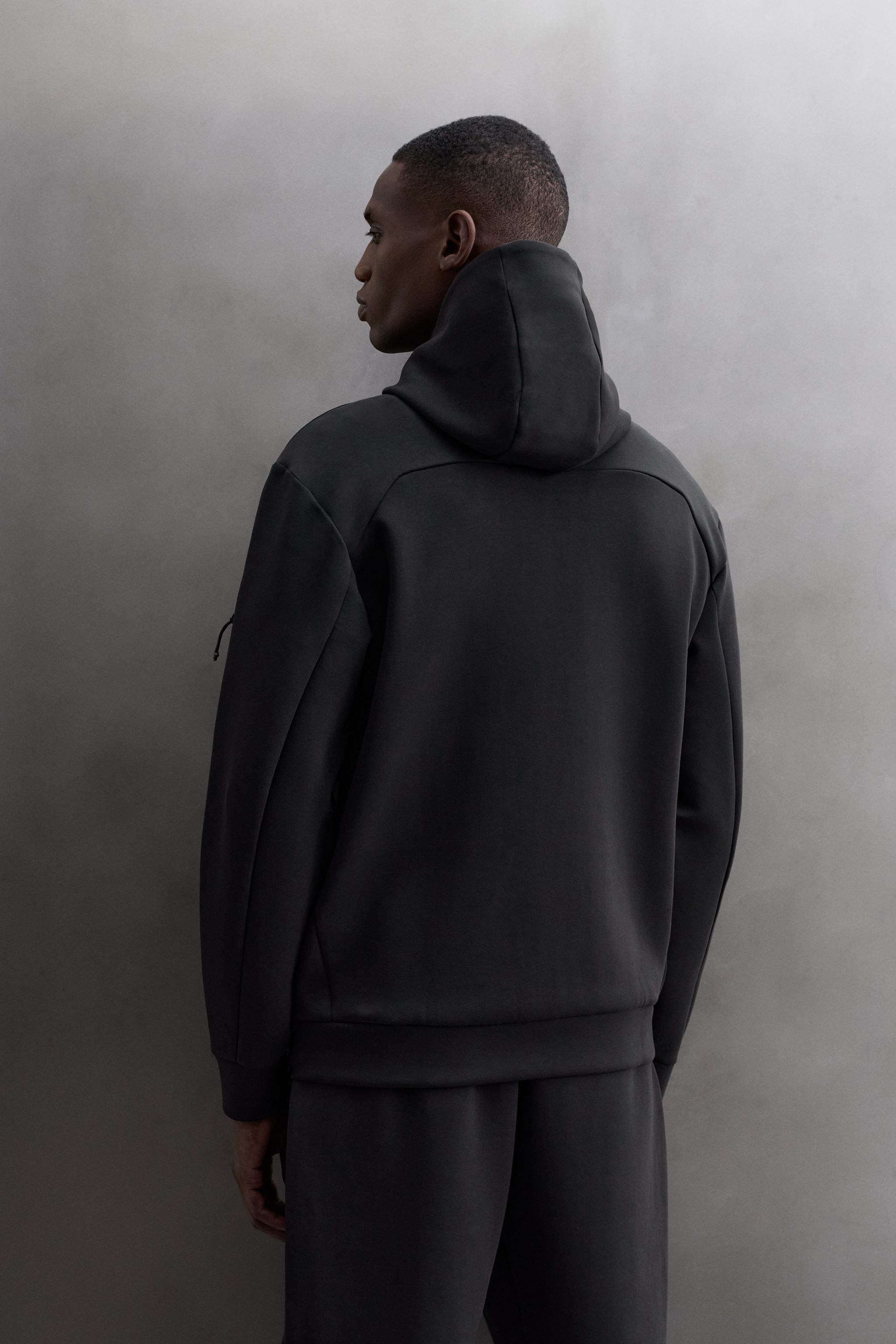 TECHNICAL ZIP-UP HOODIE - Black